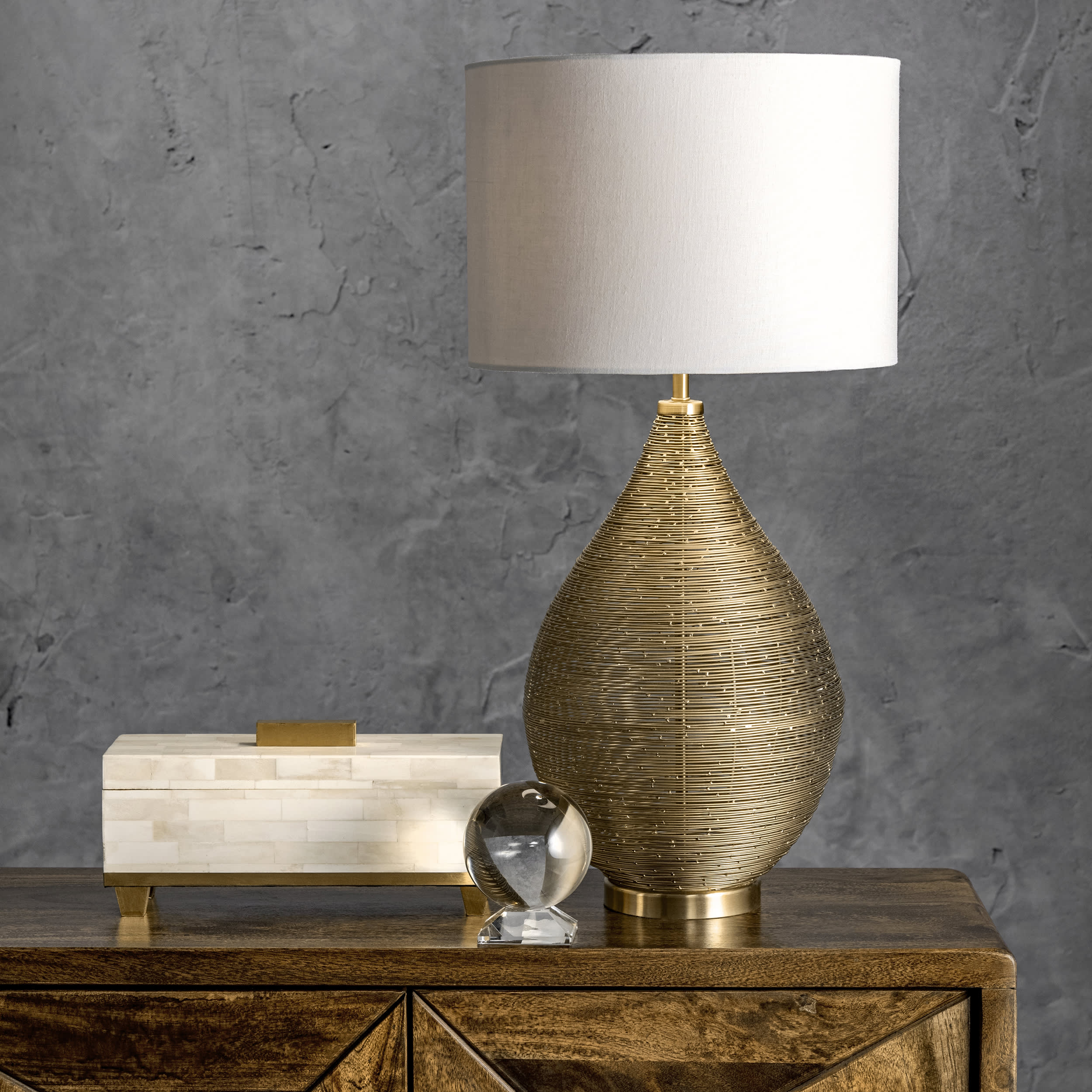 26-inch Wire Framed Iron Teardrop Vase Table Lamp | Gold - Image 2