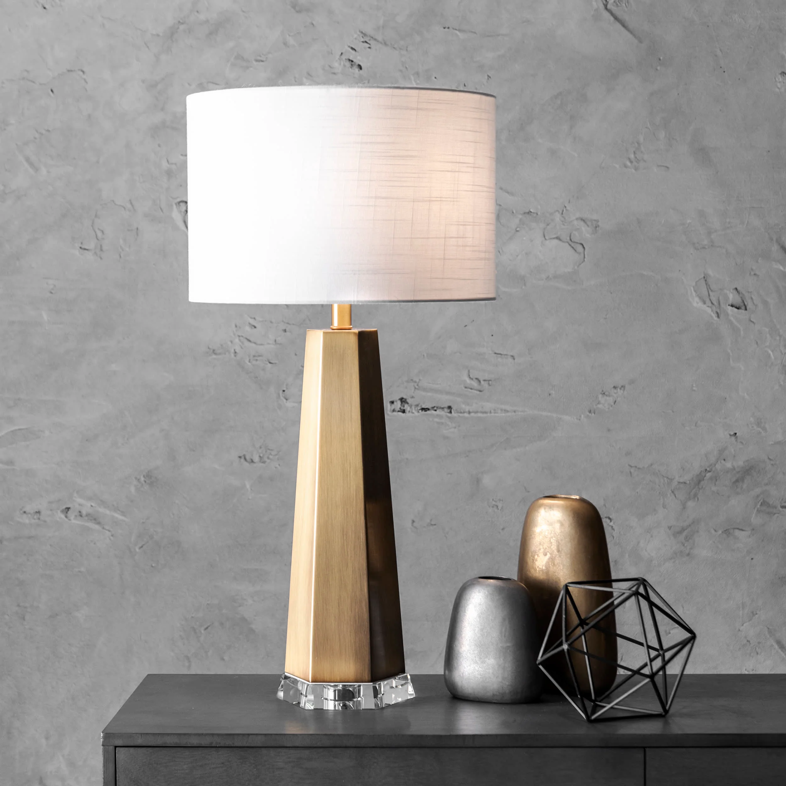 30-inch Ombre Metal Obelisk Table Lamp | Brass - Image 2