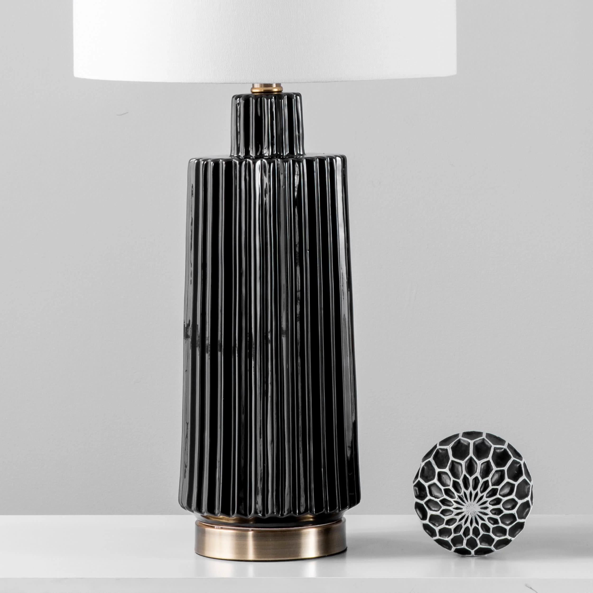 31-inch Fluted Ceramic Block Table Lamp | Black - Image 4