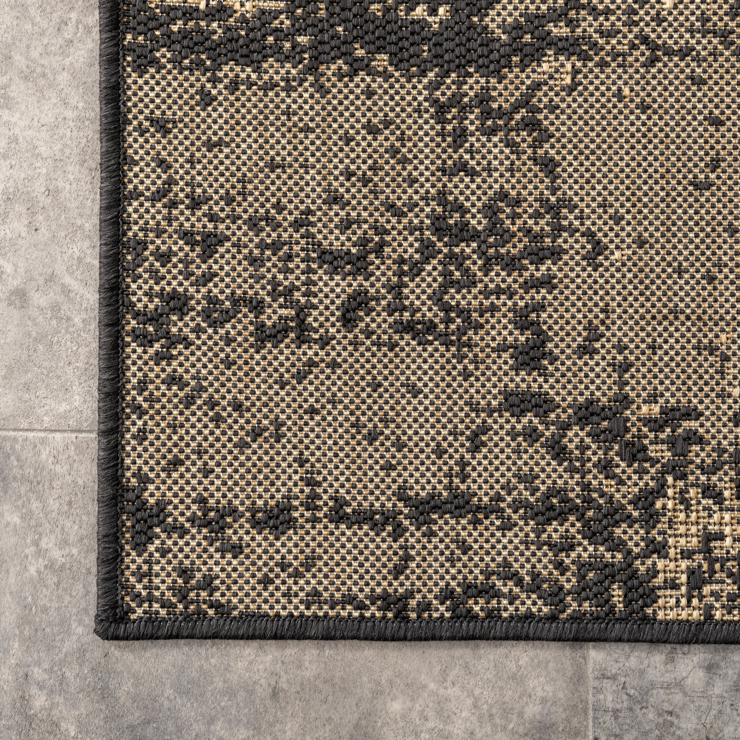 Abstract Indoor/Outdoor Rug | Charcoal - Image 3