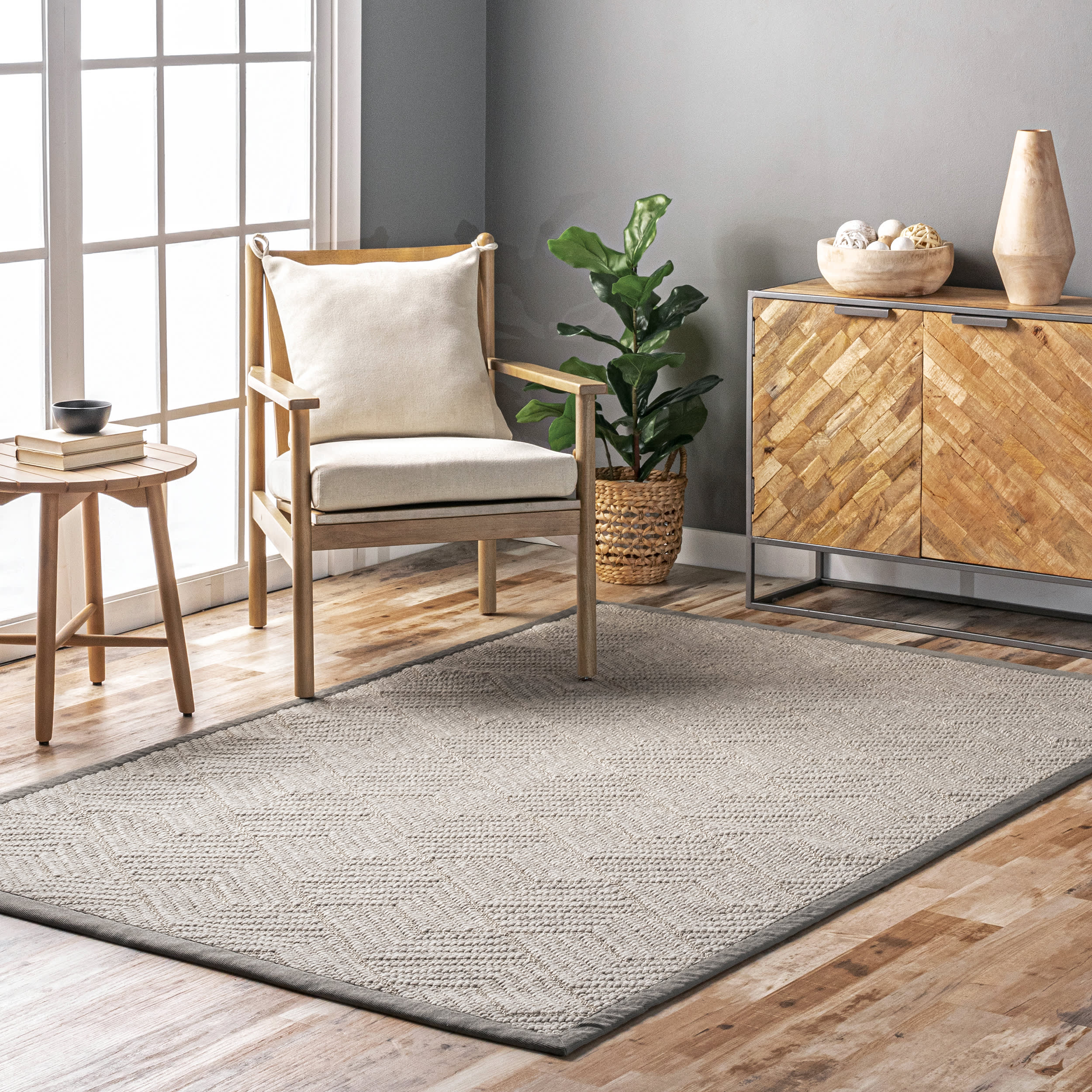 Aisha Monochrome Texture Rug | Grey - Image 2