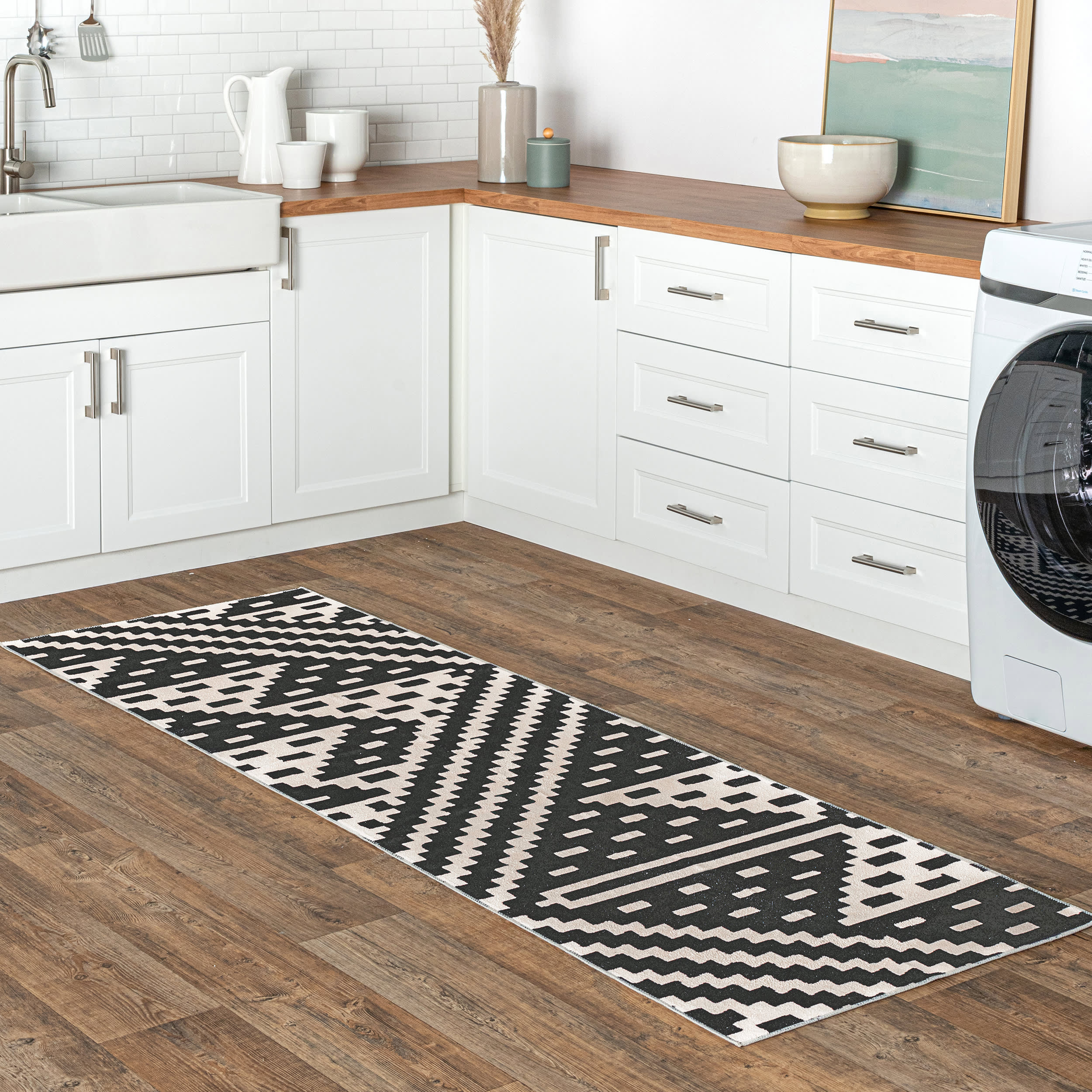 Alexis Trellis Washable Rug | Black - Image 2