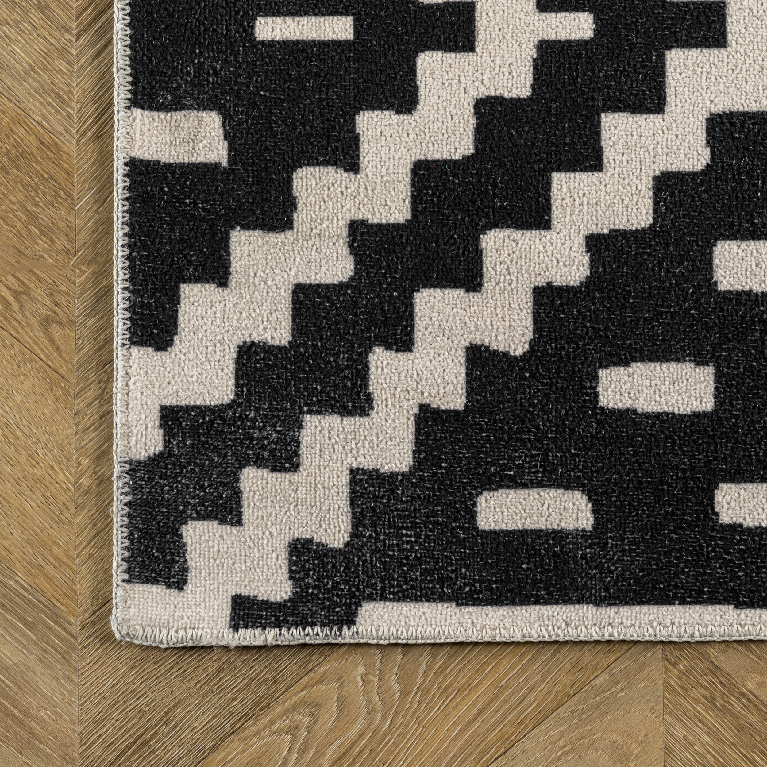 Alexis Trellis Washable Rug | Black - Image 3