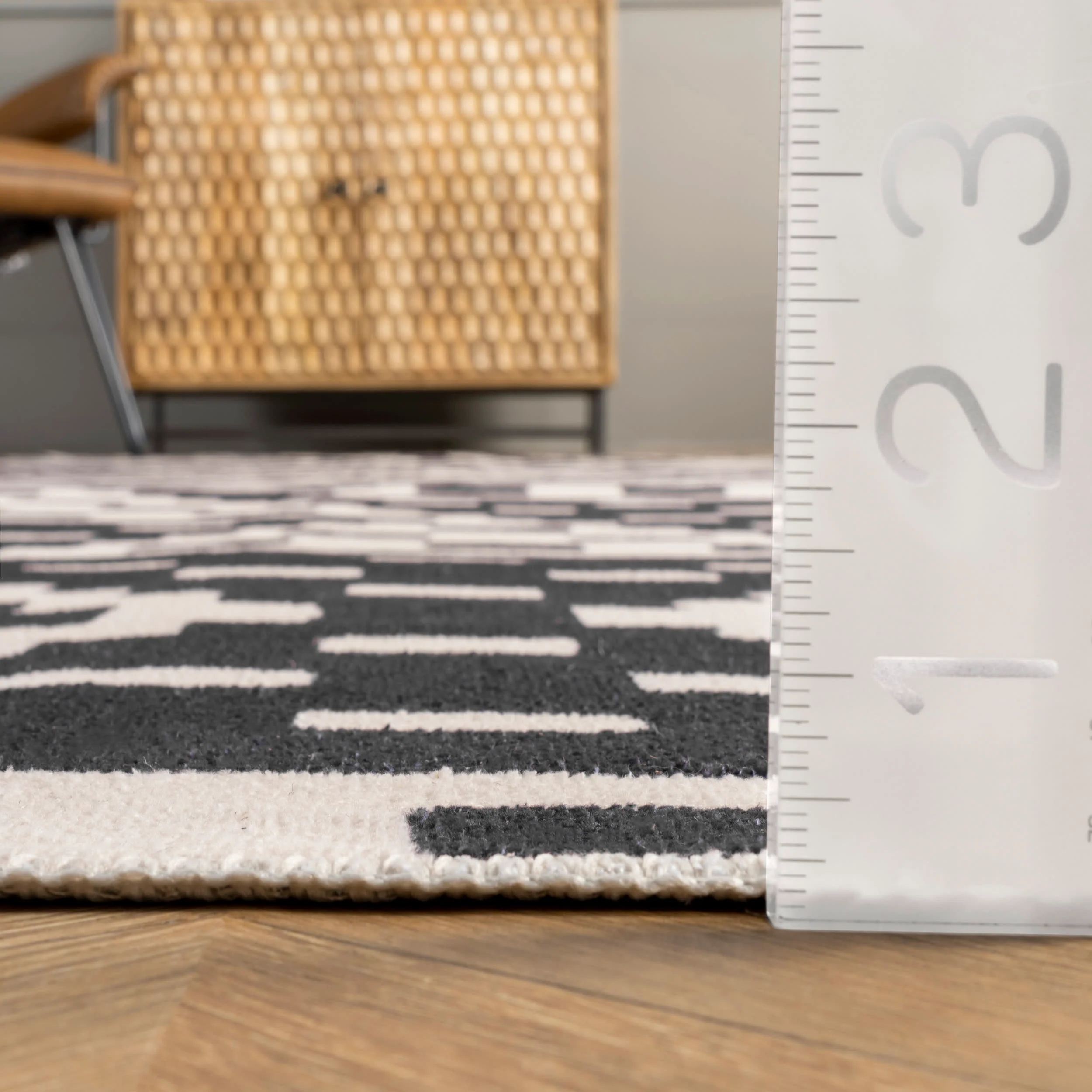 Alexis Trellis Washable Rug | Black - Image 5