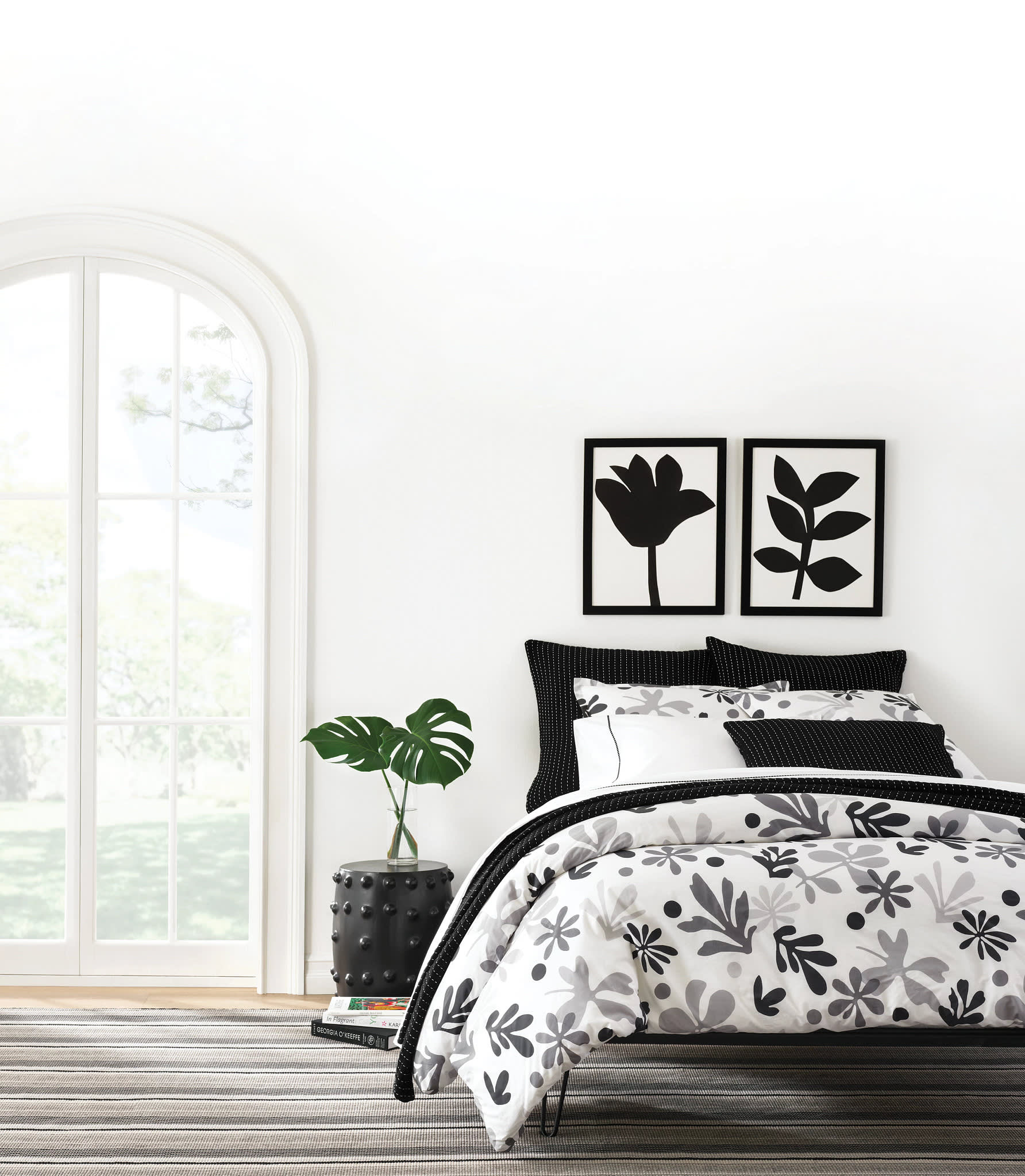 Dottie Embroidered Sheet Set | Black - Image 2