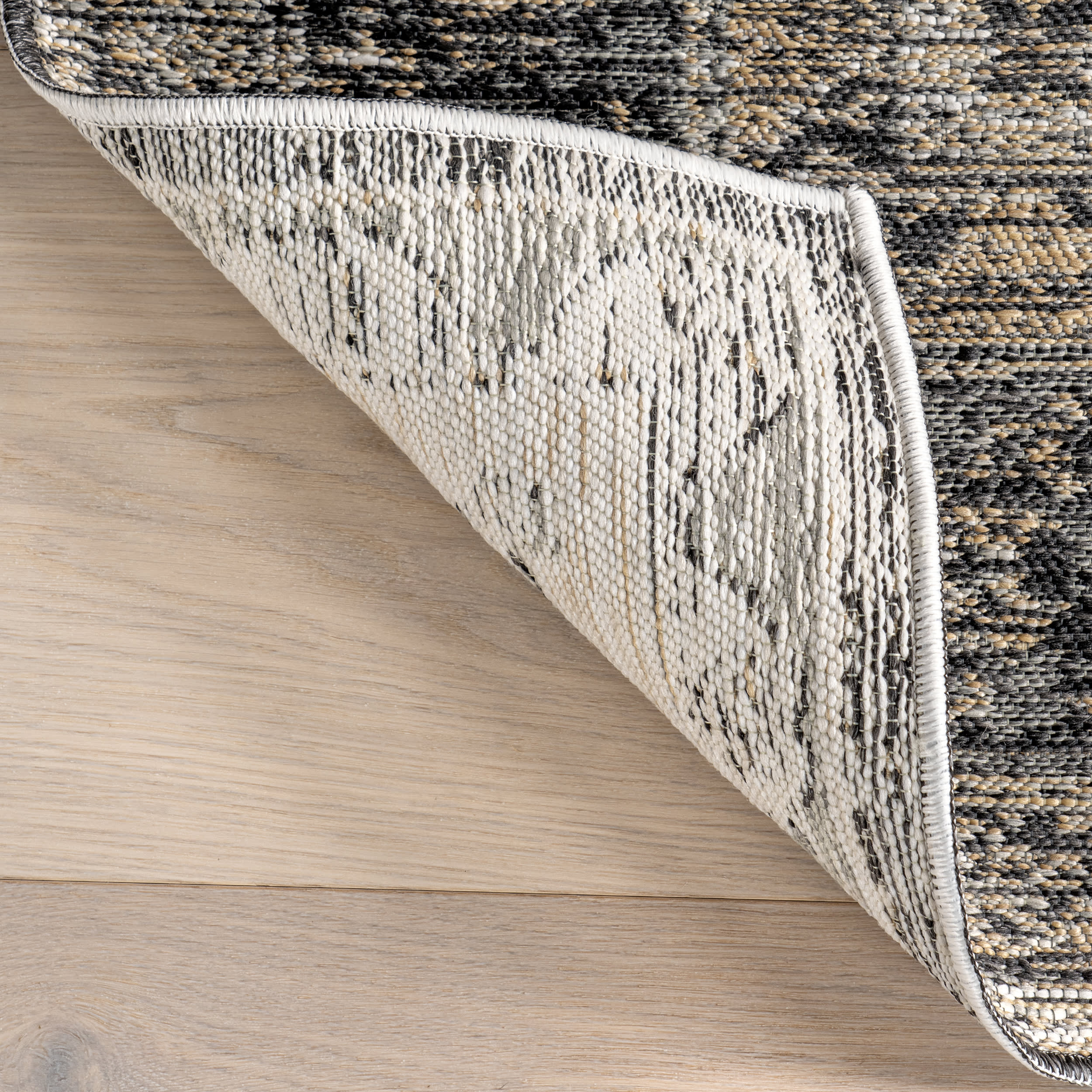 Alivia Medallion Reversible Indoor/Outdoor Rug | Cream & Charcoal - Image 9