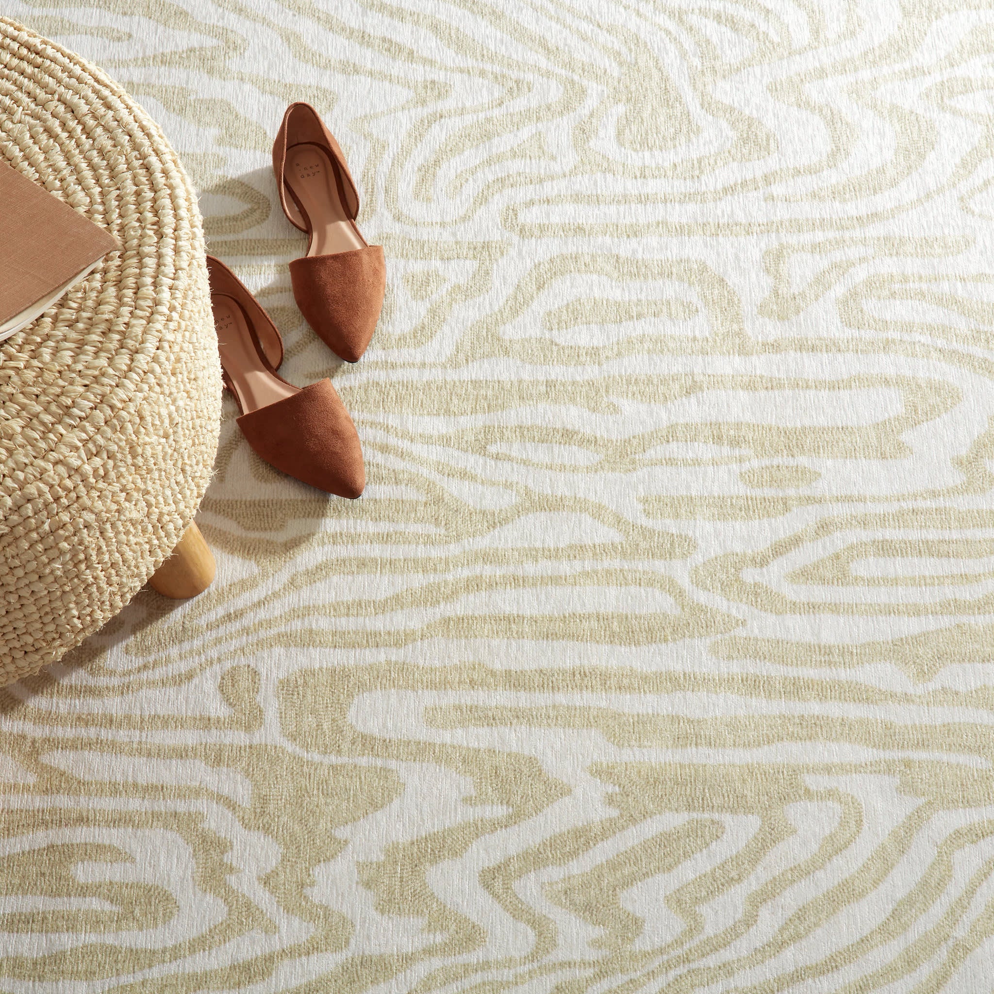 Amber Machine Washable Rug by Bunny Williams | Natural - Image 3