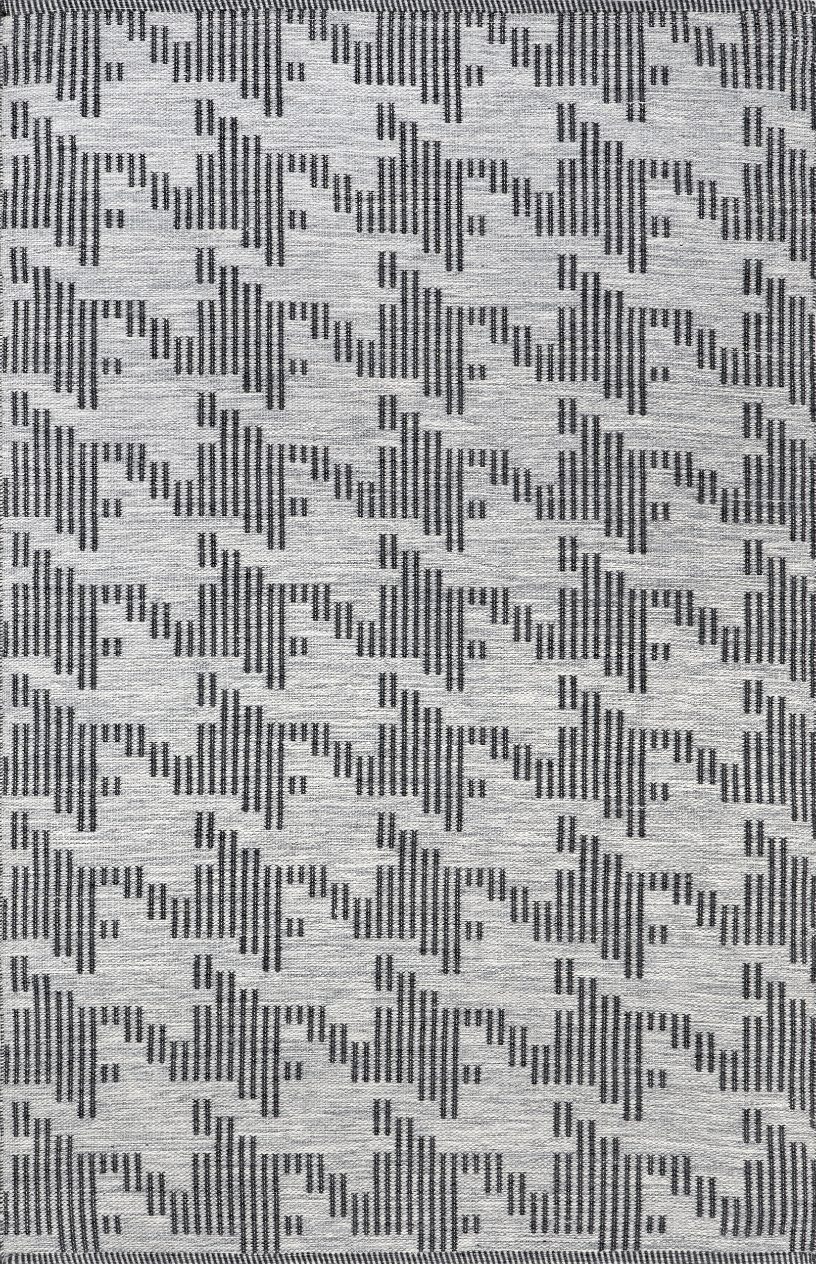 Ardenia Indoor/Outdoor Houndstooth Rug | Dark Grey