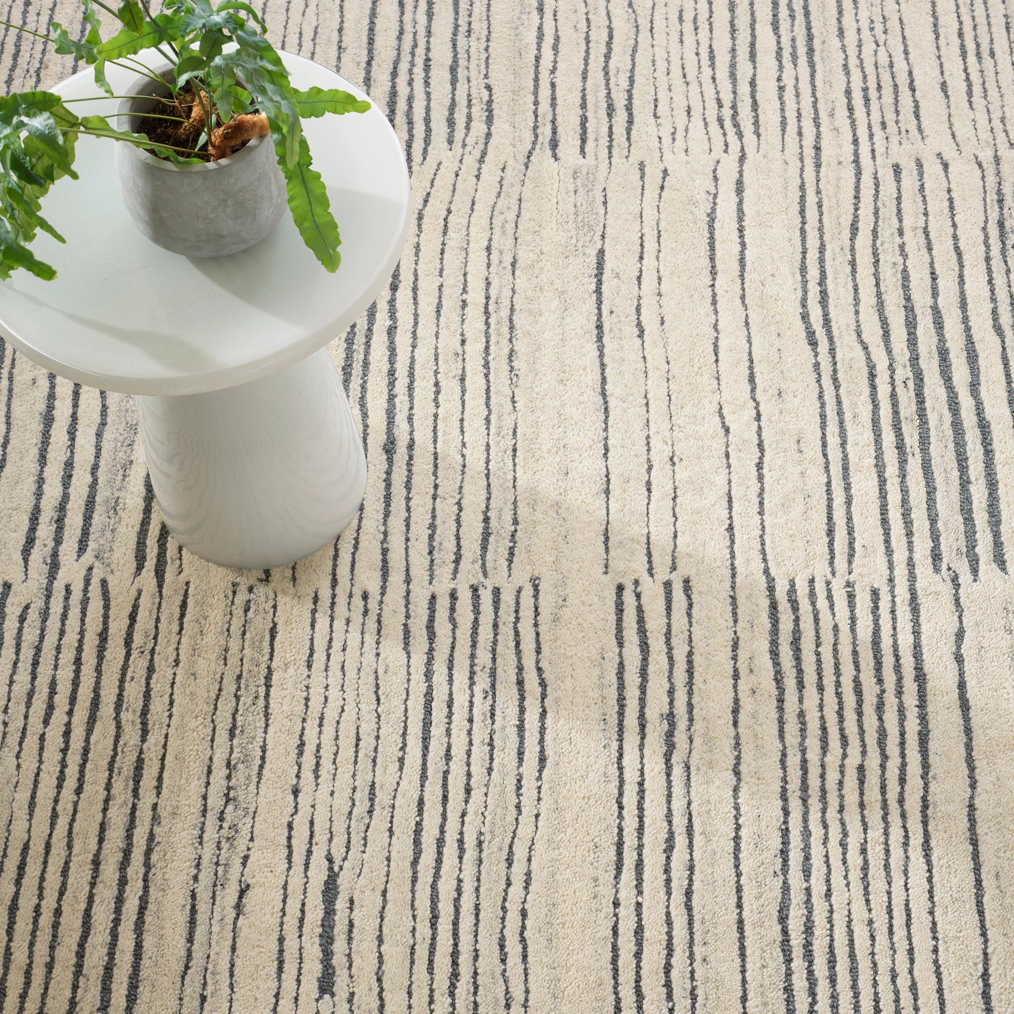 Avery Hand Tufted Wool Rug | Everglade - Image 4