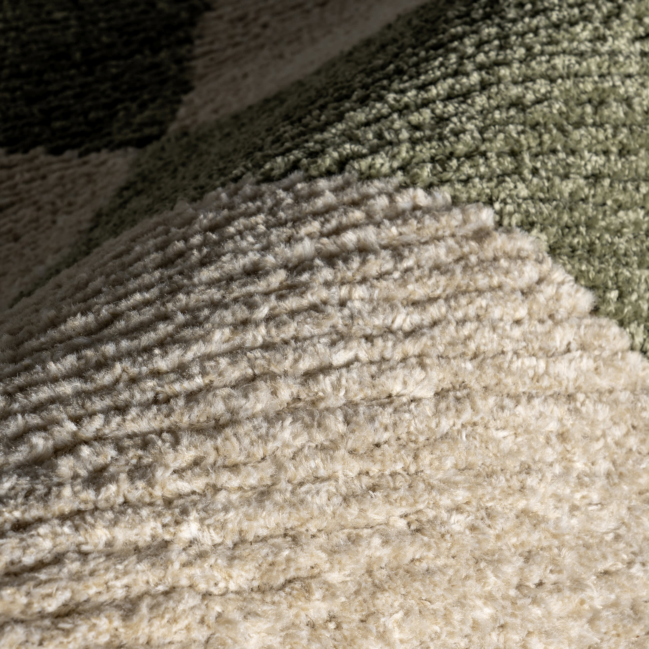 Aylin Diamond Tasseled Rug | Green - Image 3