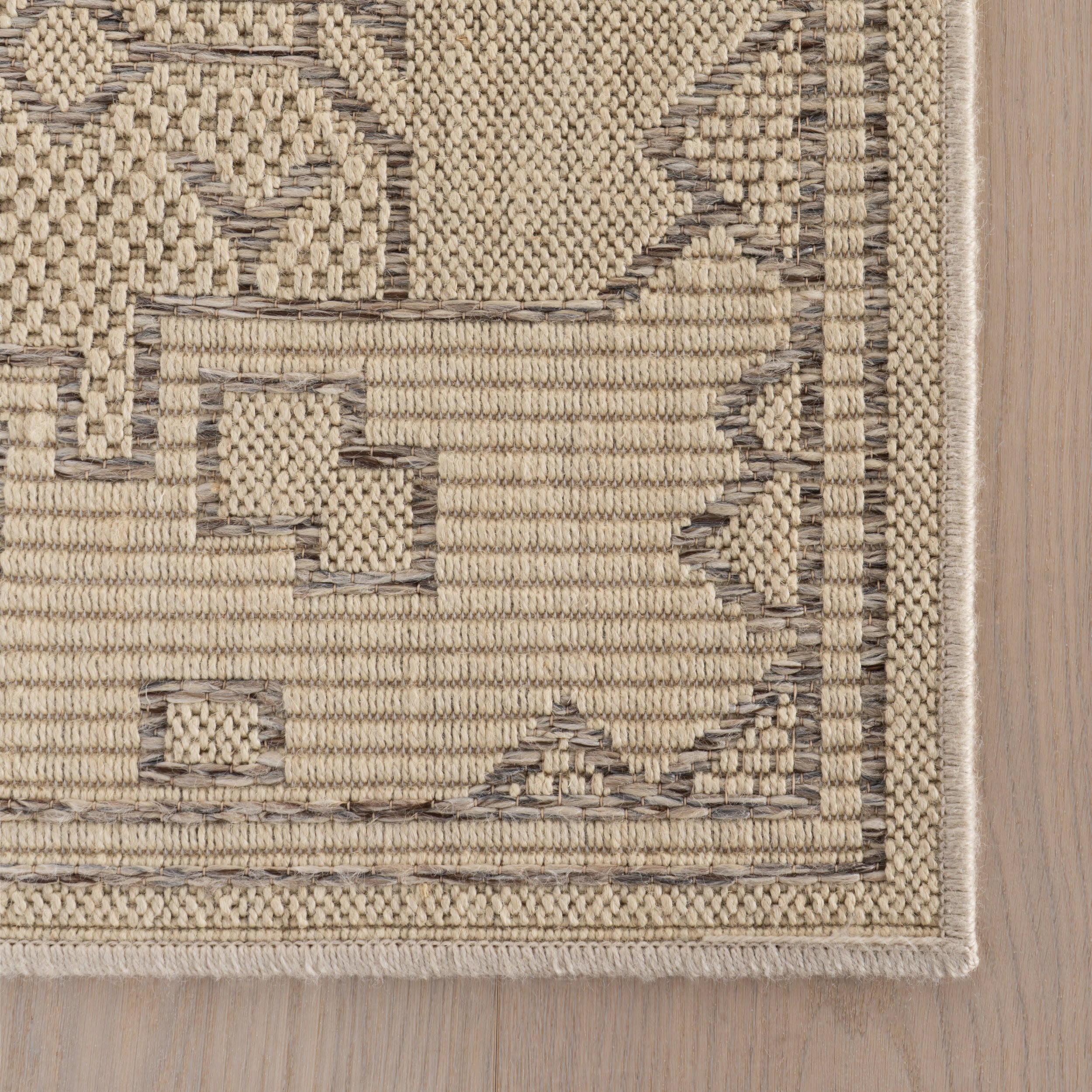 Beira Southwestern Vintage and Distressed Rug | Beige - Image 4