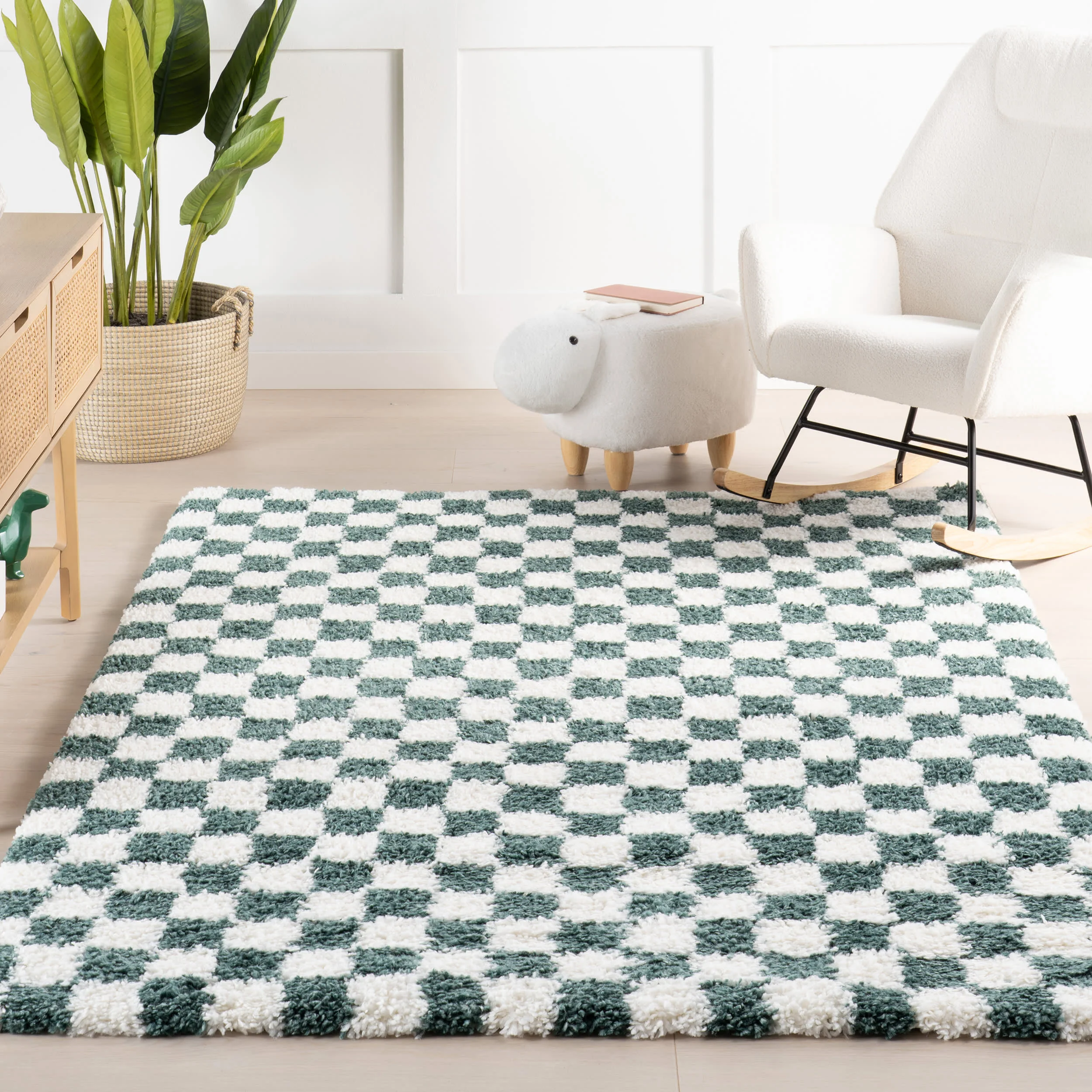 Bettie Retro Checkered Shag Rug | Green - Image 5