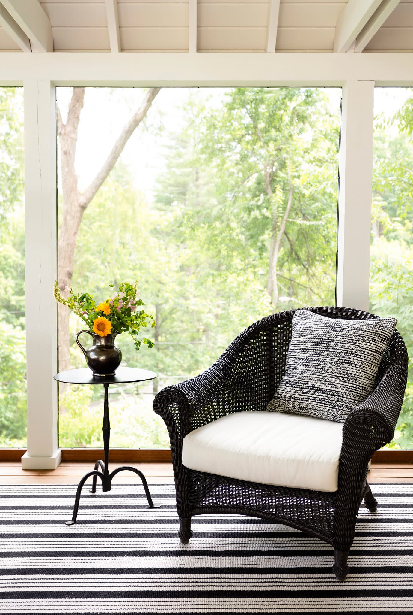 Birmingham Handwoven Indoor/Outdoor Rug | Black - Image 4