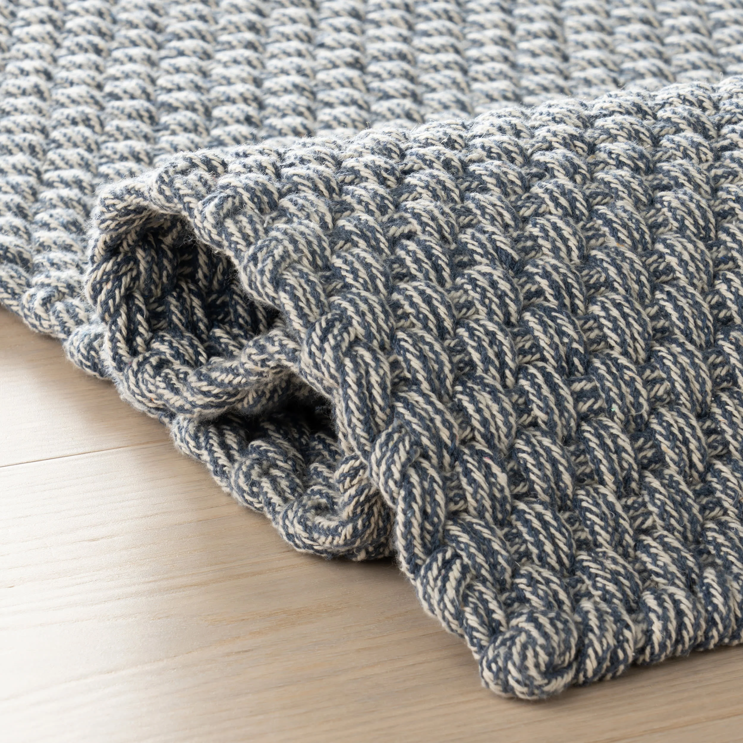 Bridges Rope Rug | Navy - Image 6