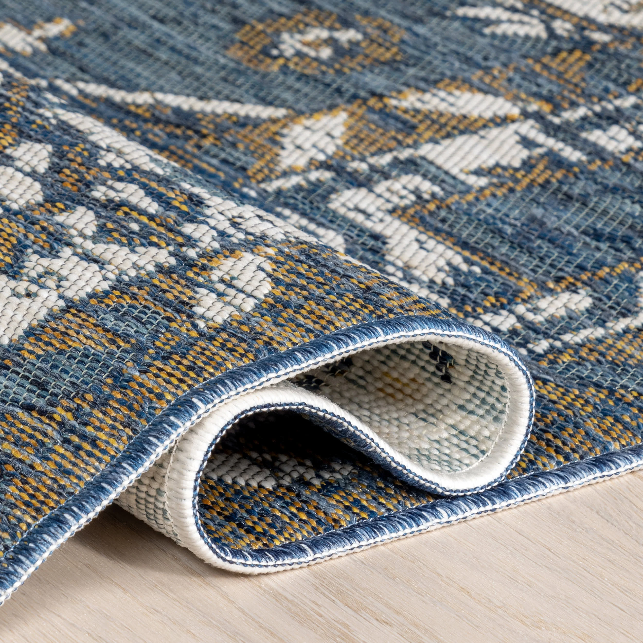 Brynlee Medallion Reversible Indoor/Outdoor Rug | Cream & Blue - Image 13