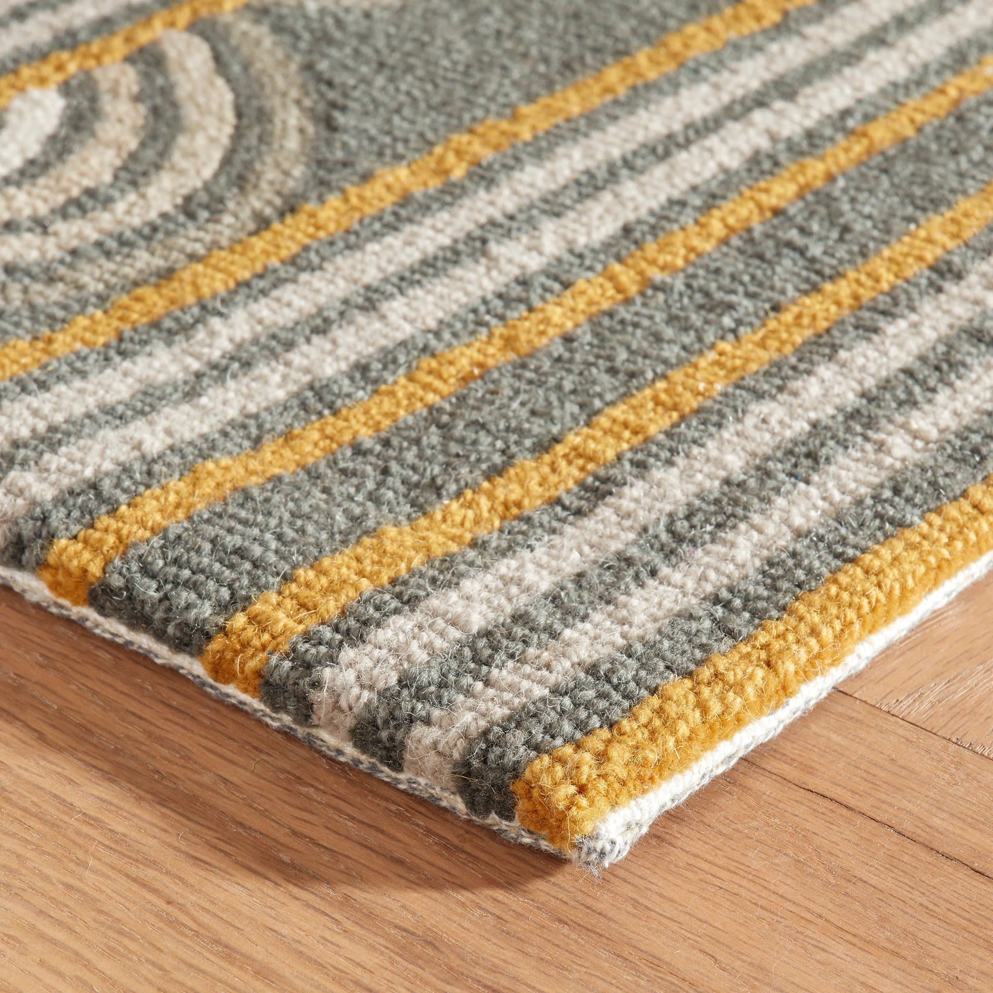 Button Hand Micro Hooked Wool Rug | Grey - Image 5