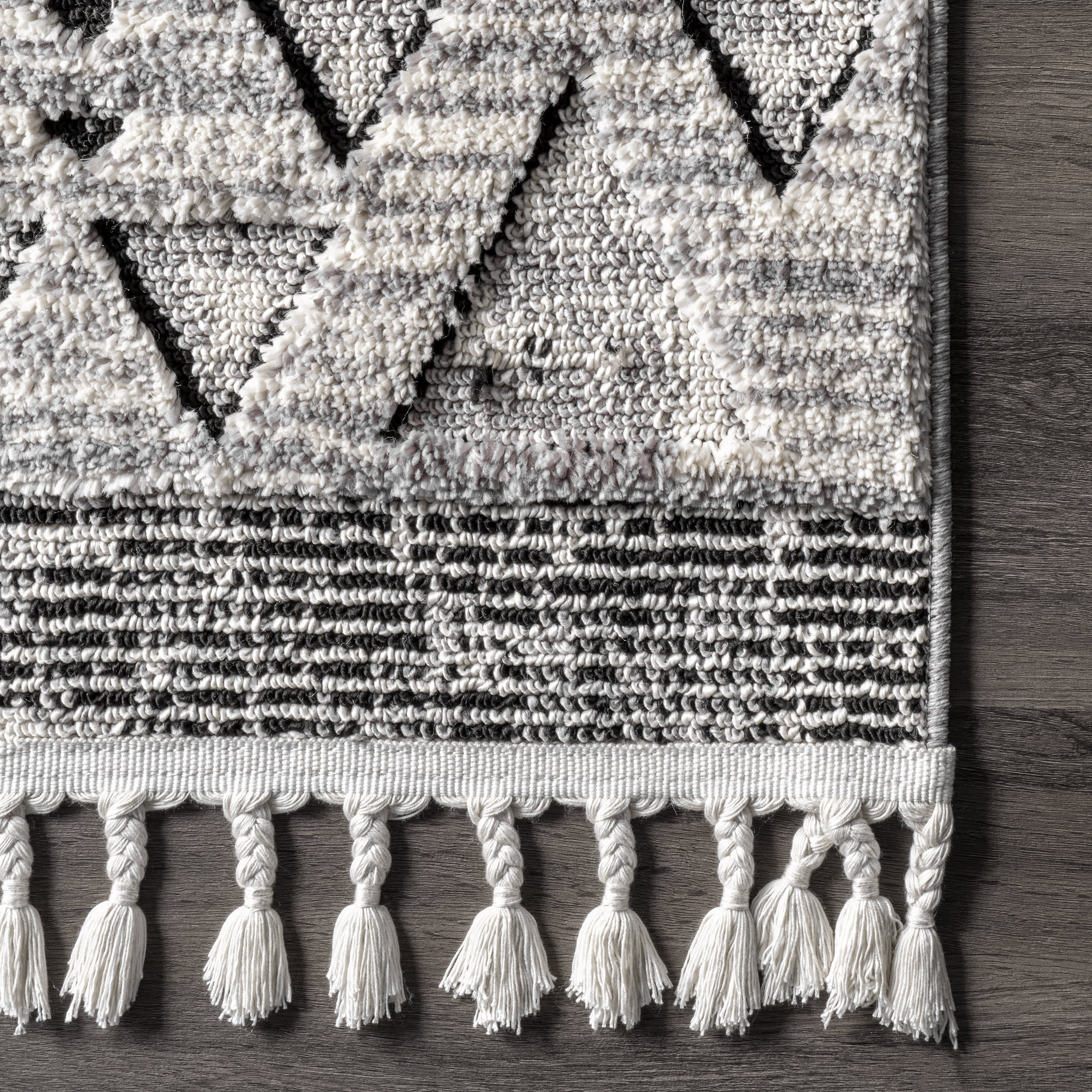 Carved Snowflake Tassel Rug | Grey - Image 3
