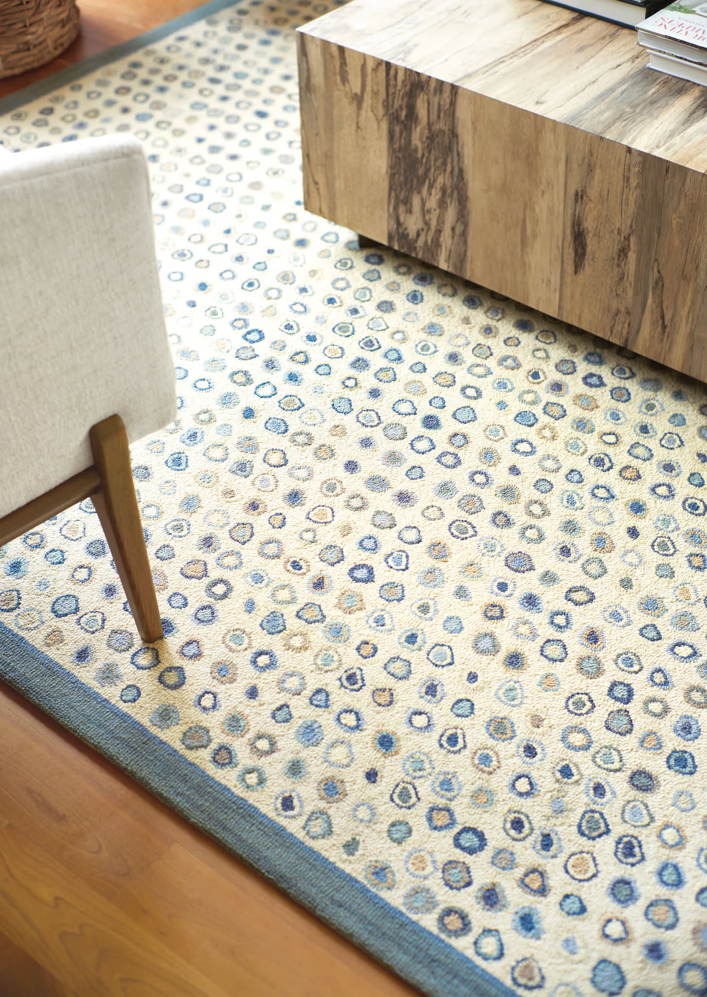 Cat's Paw Hand Micro Hooked Wool Rug | Mineral - Image 2
