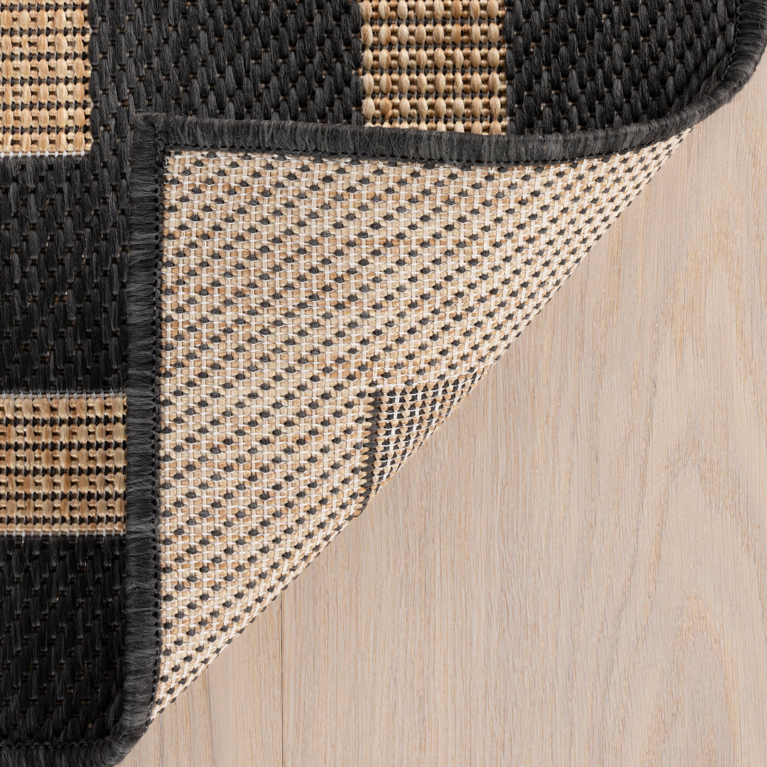 Celestia Contemporary Geometric Indoor/Outdoor Rug | Grey - Image 8
