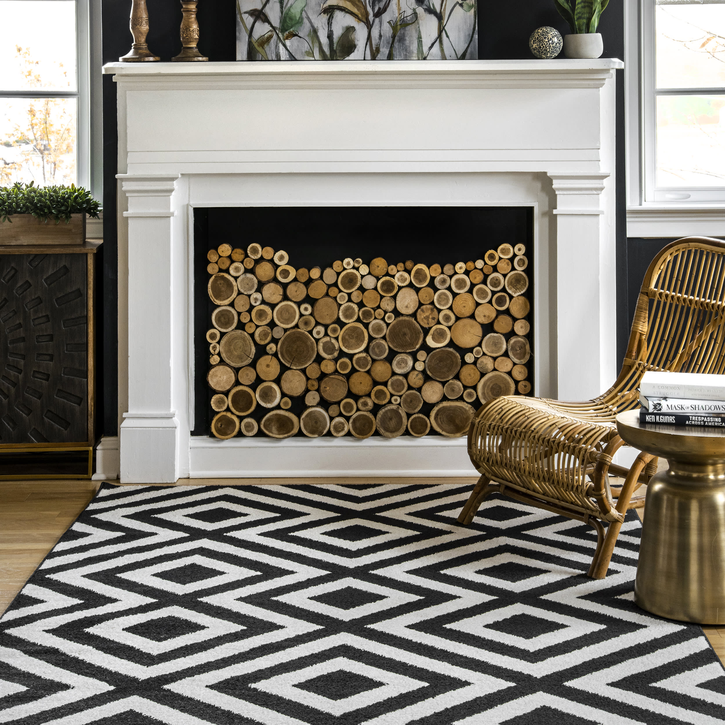 Chevron Stripes Rug | Black - Image 2