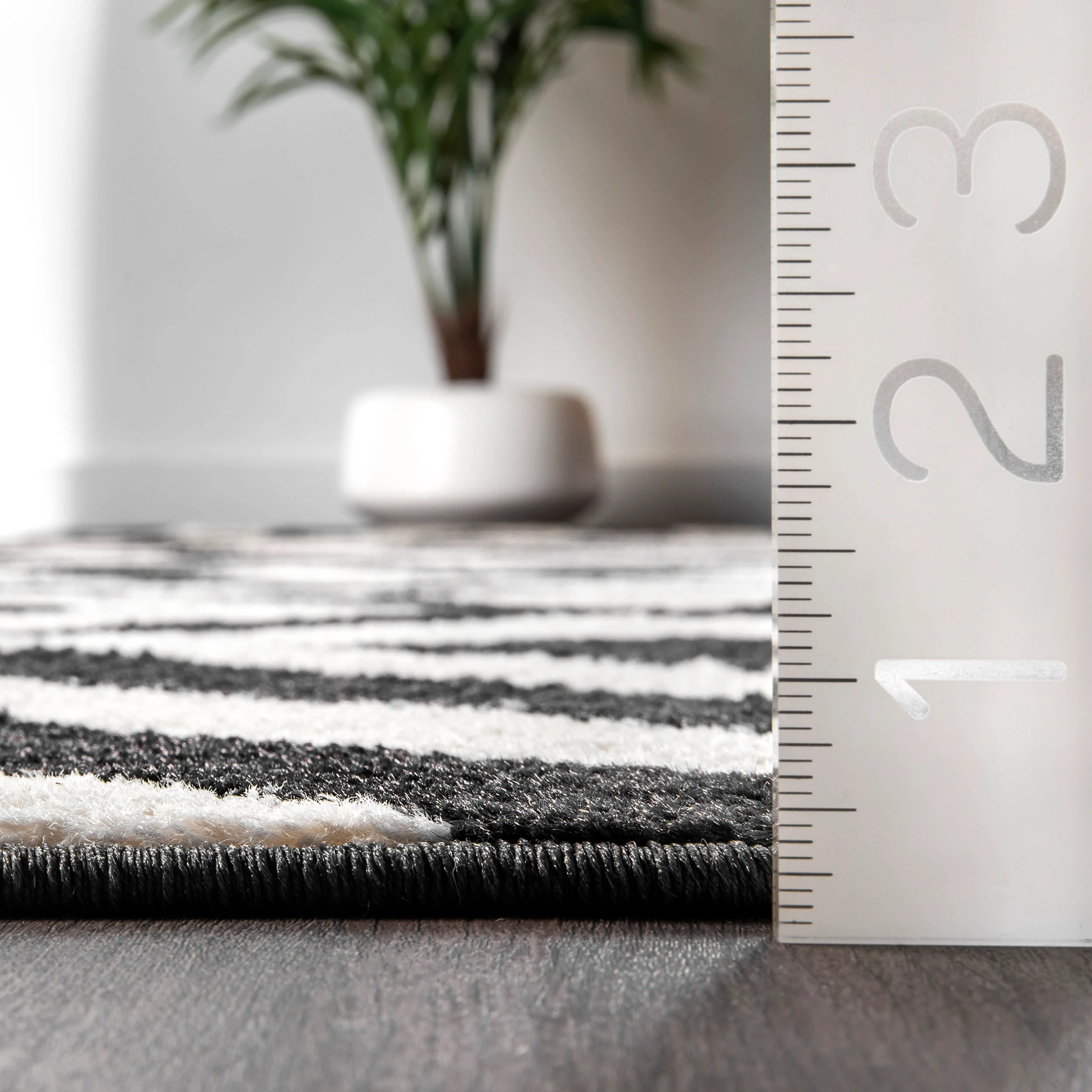 Chevron Stripes Rug | Black - Image 5