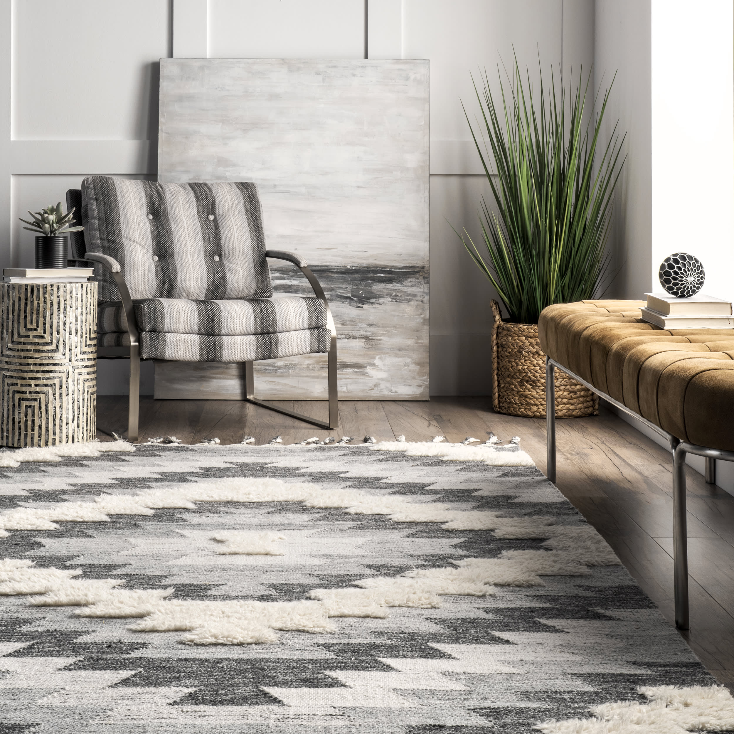 Chiara Ombre Aztec Rug | Grey - Image 4