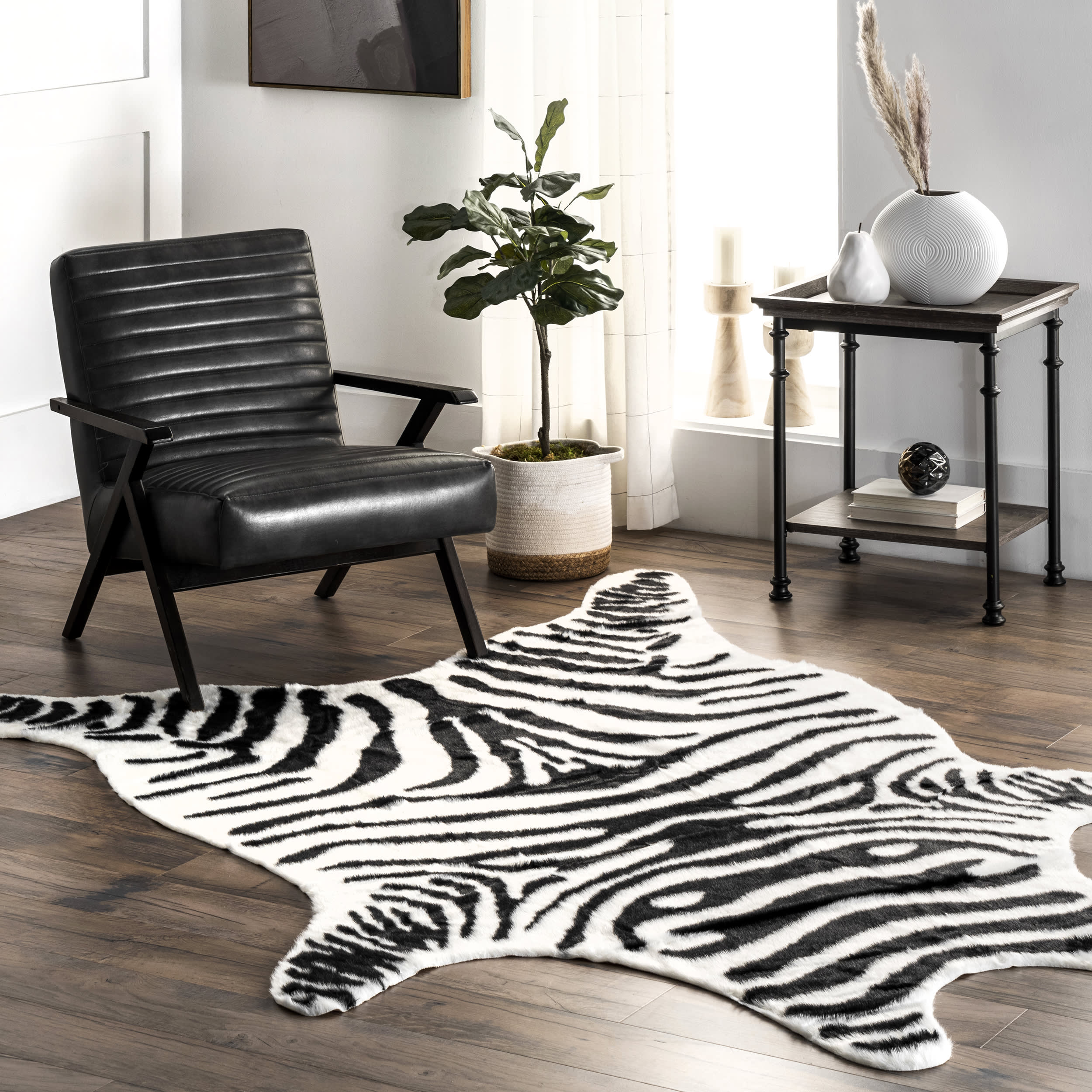 Clara Zebra Washable Rug | Black - Image 2