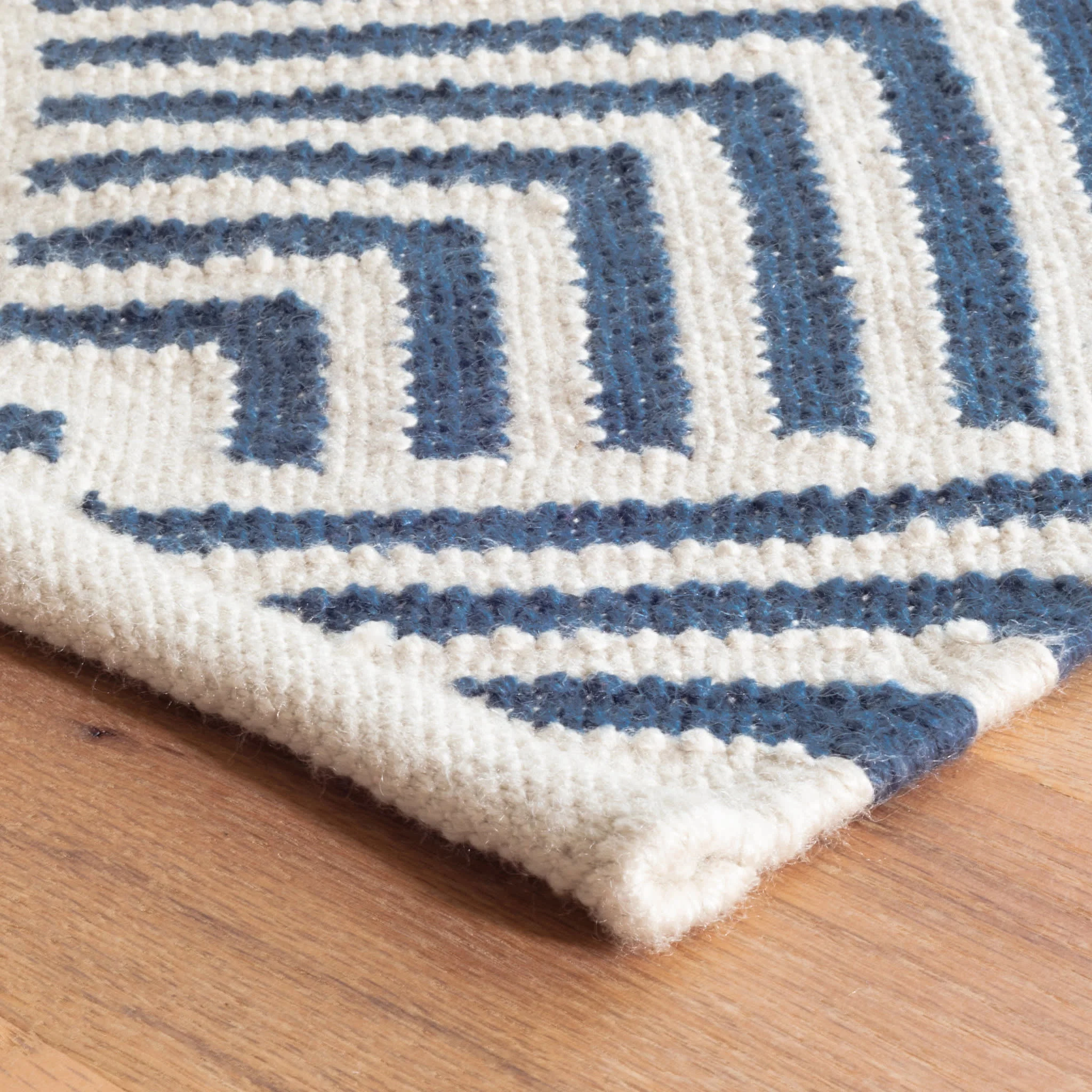Cleo Handwoven Indoor/Outdoor Rug by Bunny Williams | Navy - Image 4