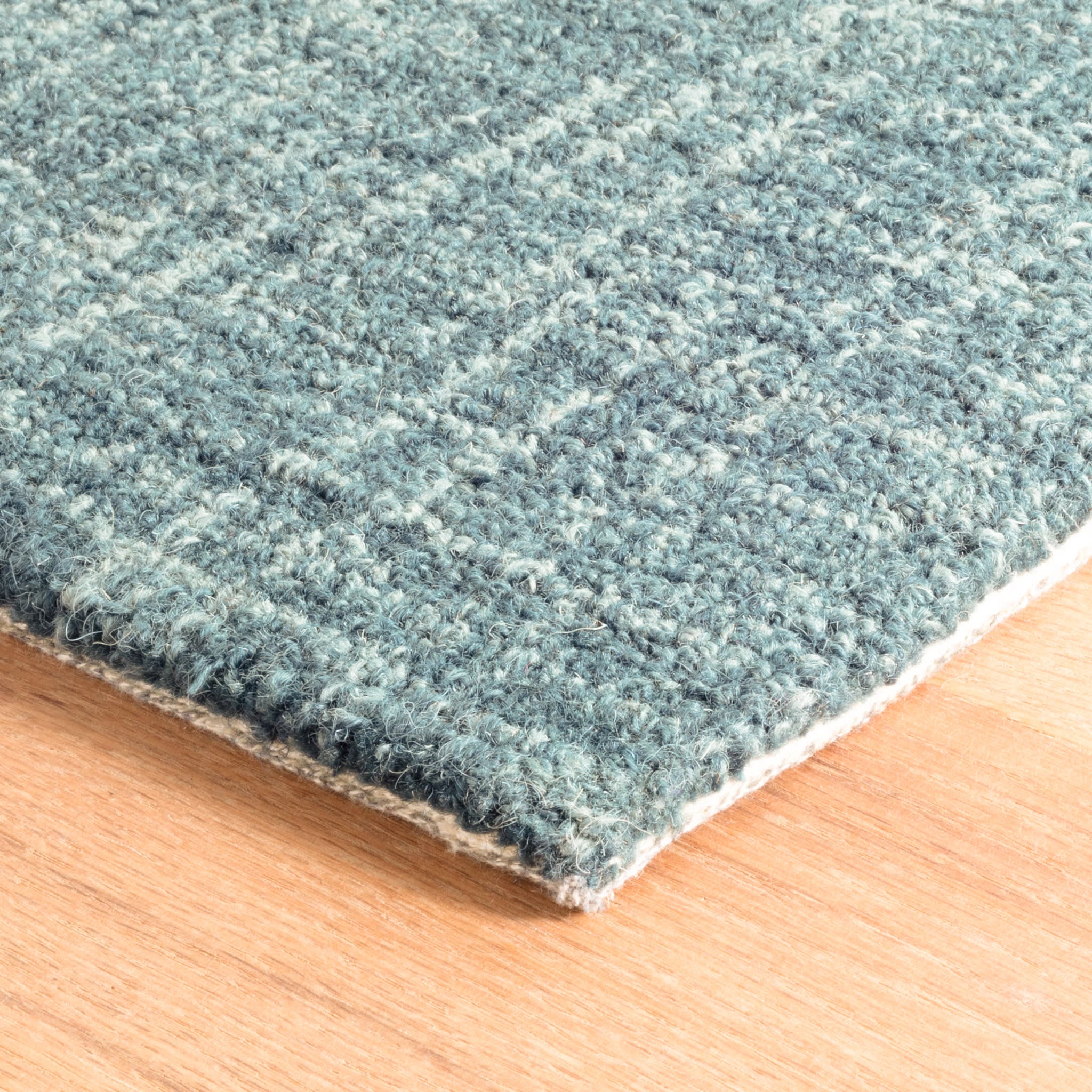 Crosshatch Hand Micro Hooked Wool Rug | Aegean - Image 4