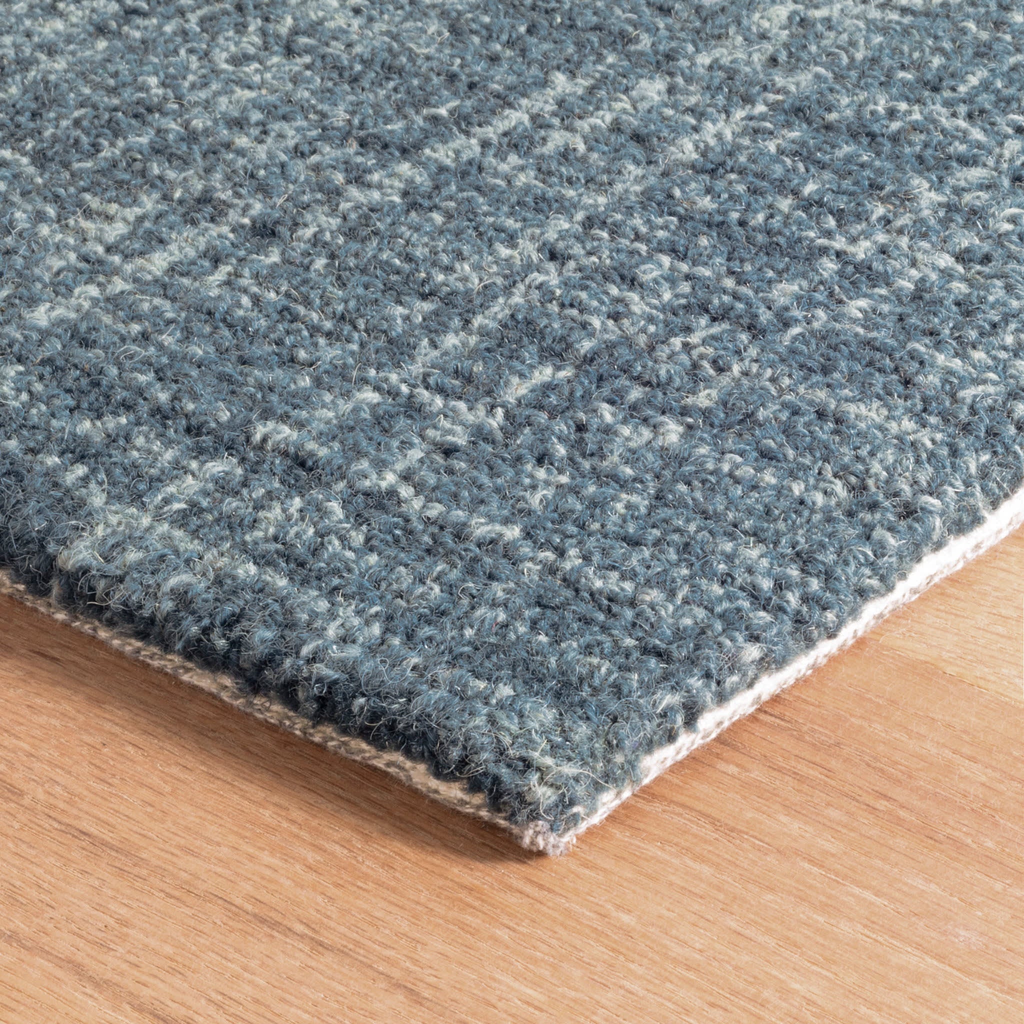 Crosshatch Hand Micro Hooked Wool Rug | Denim - Image 3