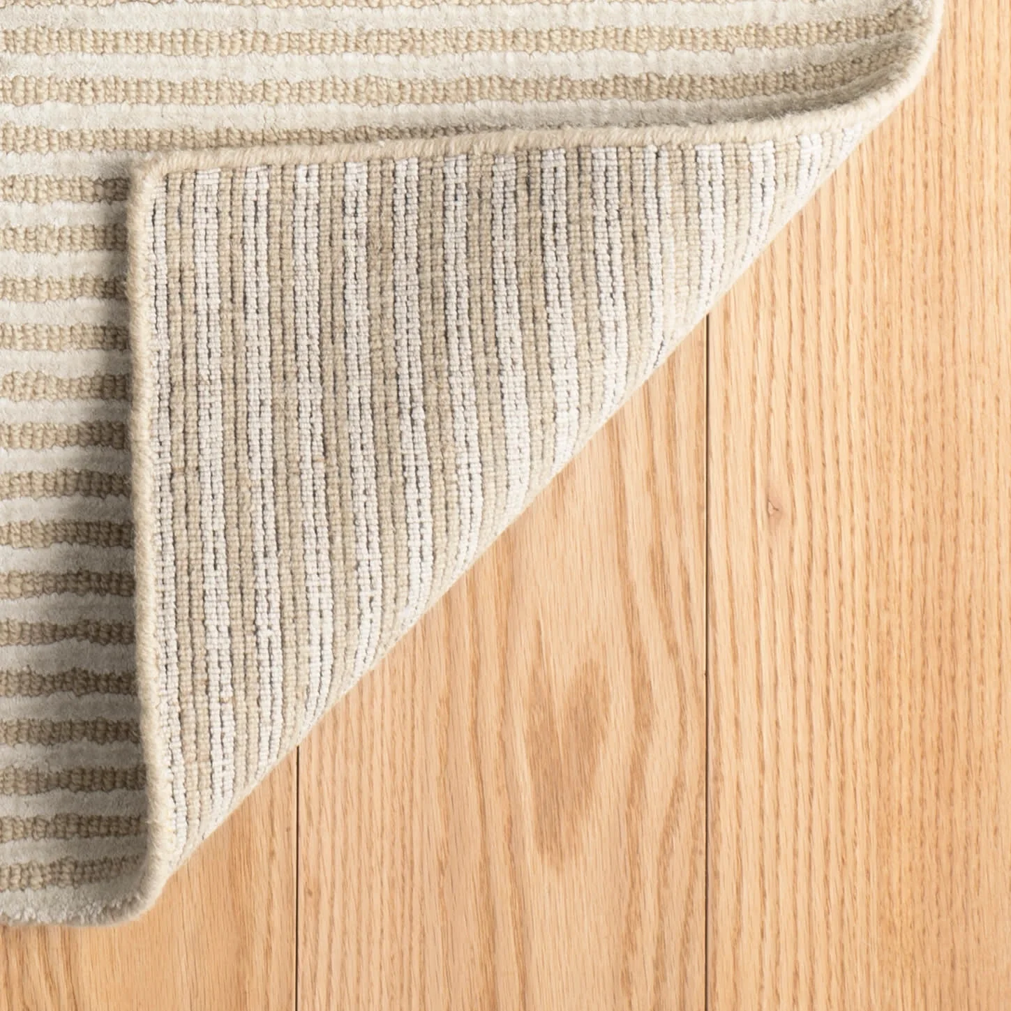Cut Stripe Hand Knotted Viscose/Wool Rug | Ivory - Image 4