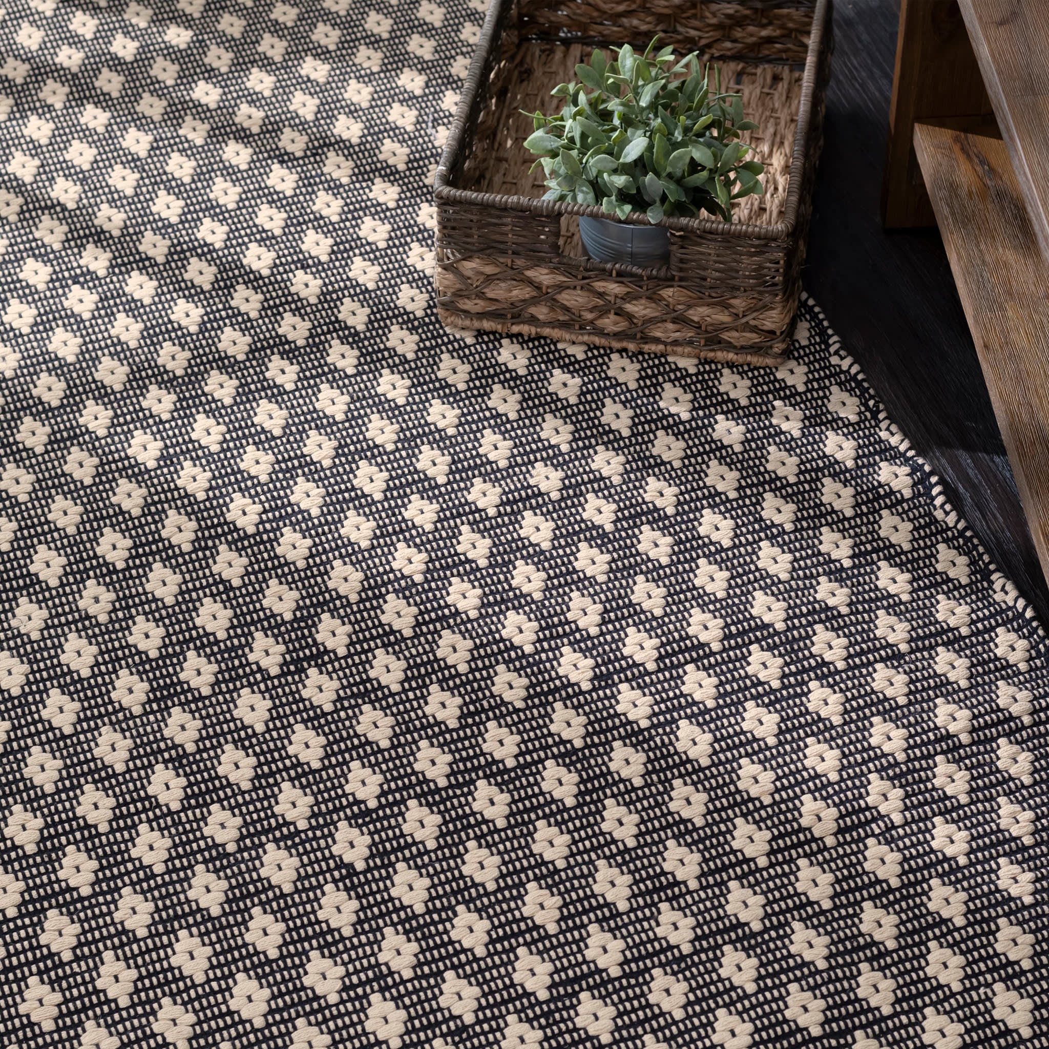 Dainty Diamond Handwoven Cotton Rug | Black/Ivory - Image 3