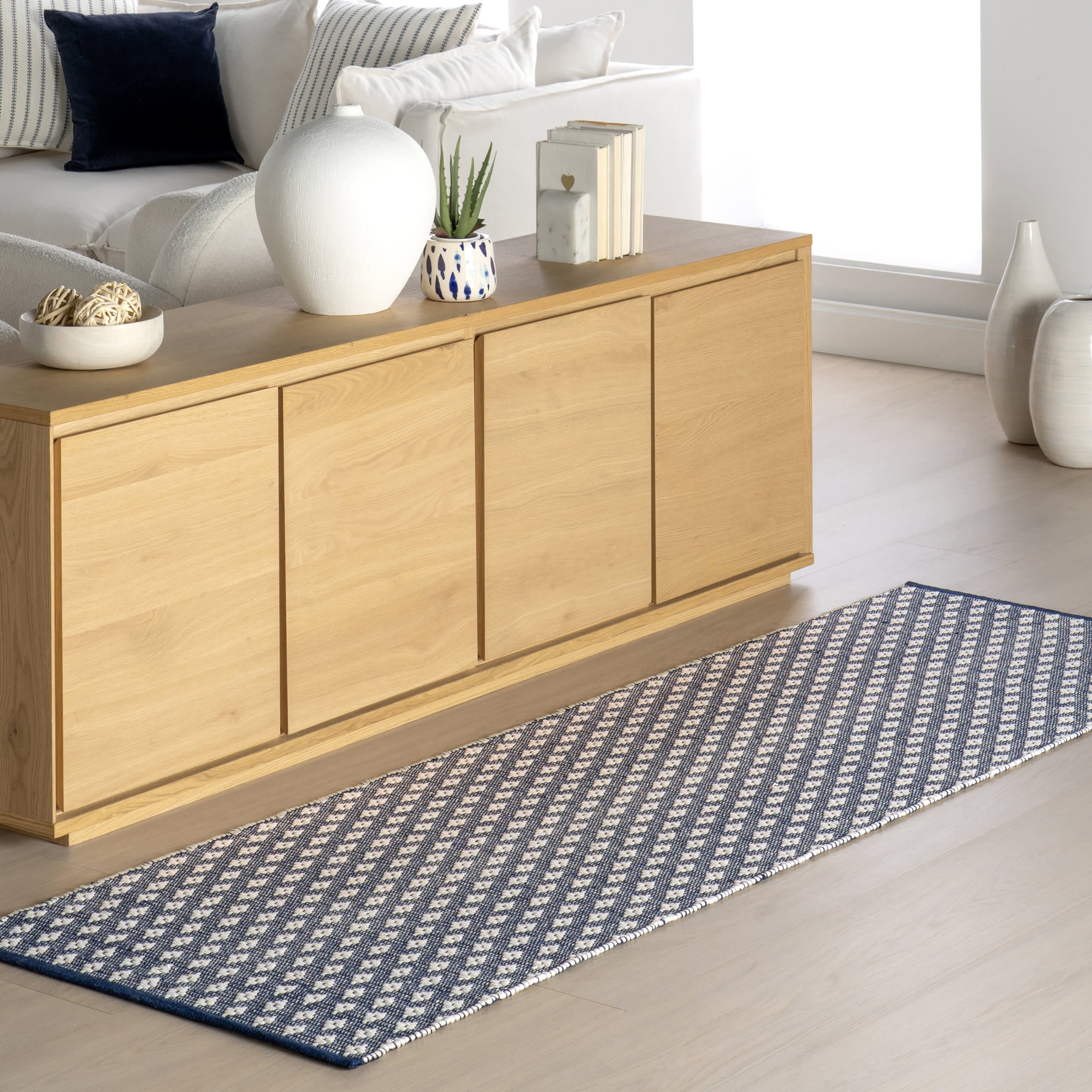 Dainty Diamond Handwoven Cotton Rug | Grey - Image 2