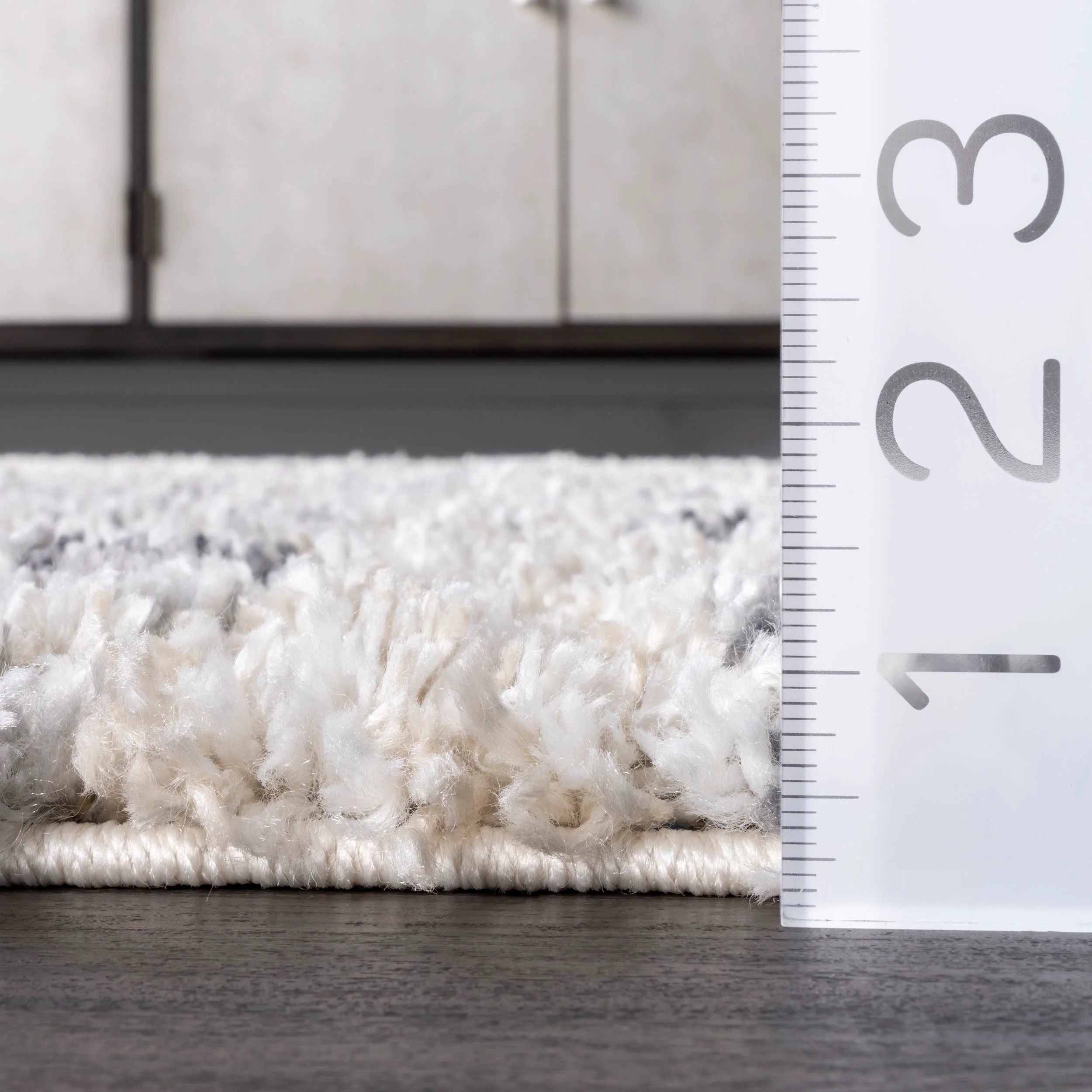Diamond Moroccan Shag With Tassels Rug | Ivory - Image 5