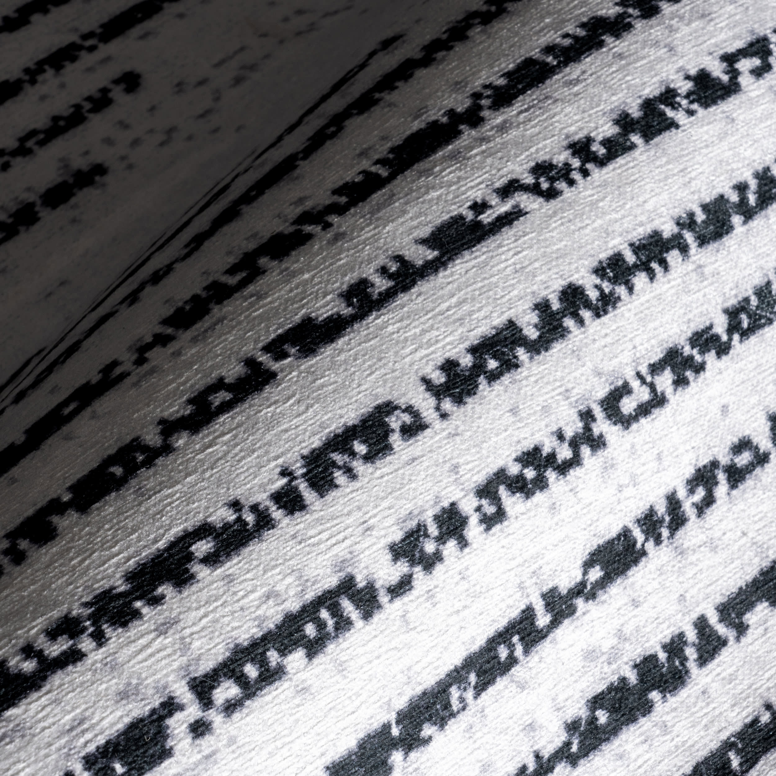 Diamond Pinstripes Spill Proof Washable Rug | White - Image 3