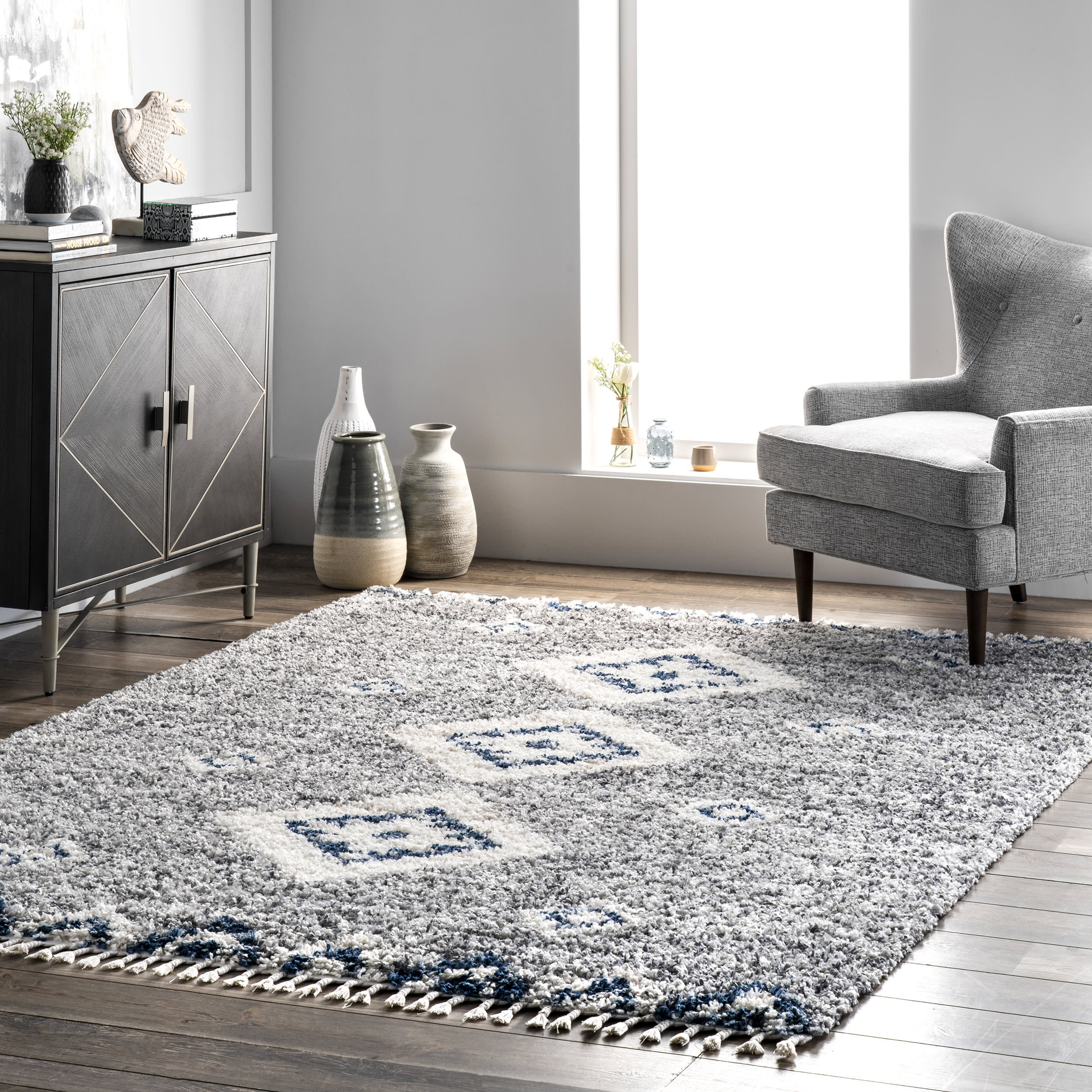Diamond Totem Shag With Tassels Rug | Grey - Image 2