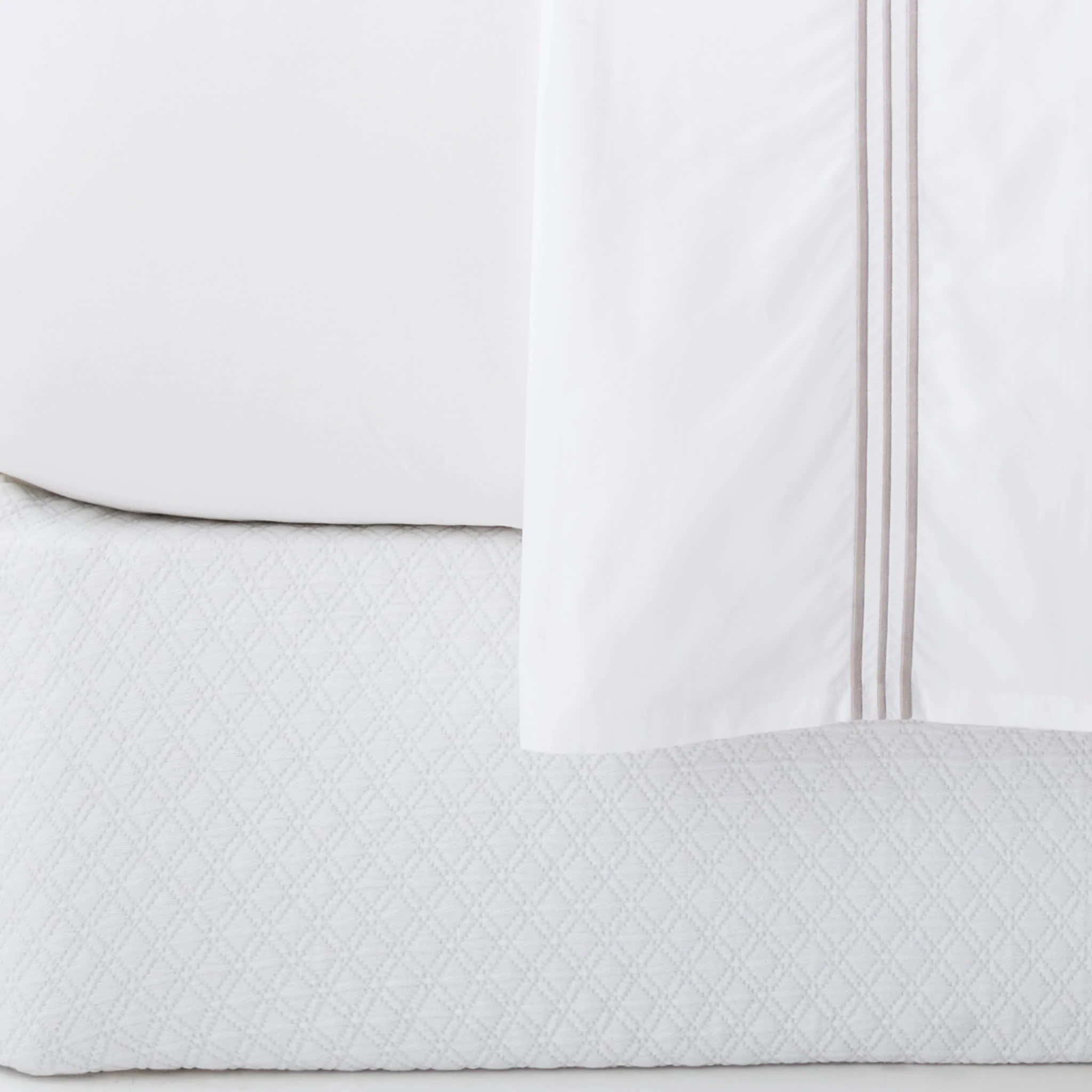 Diamond Matelasse Box Spring Cover | White