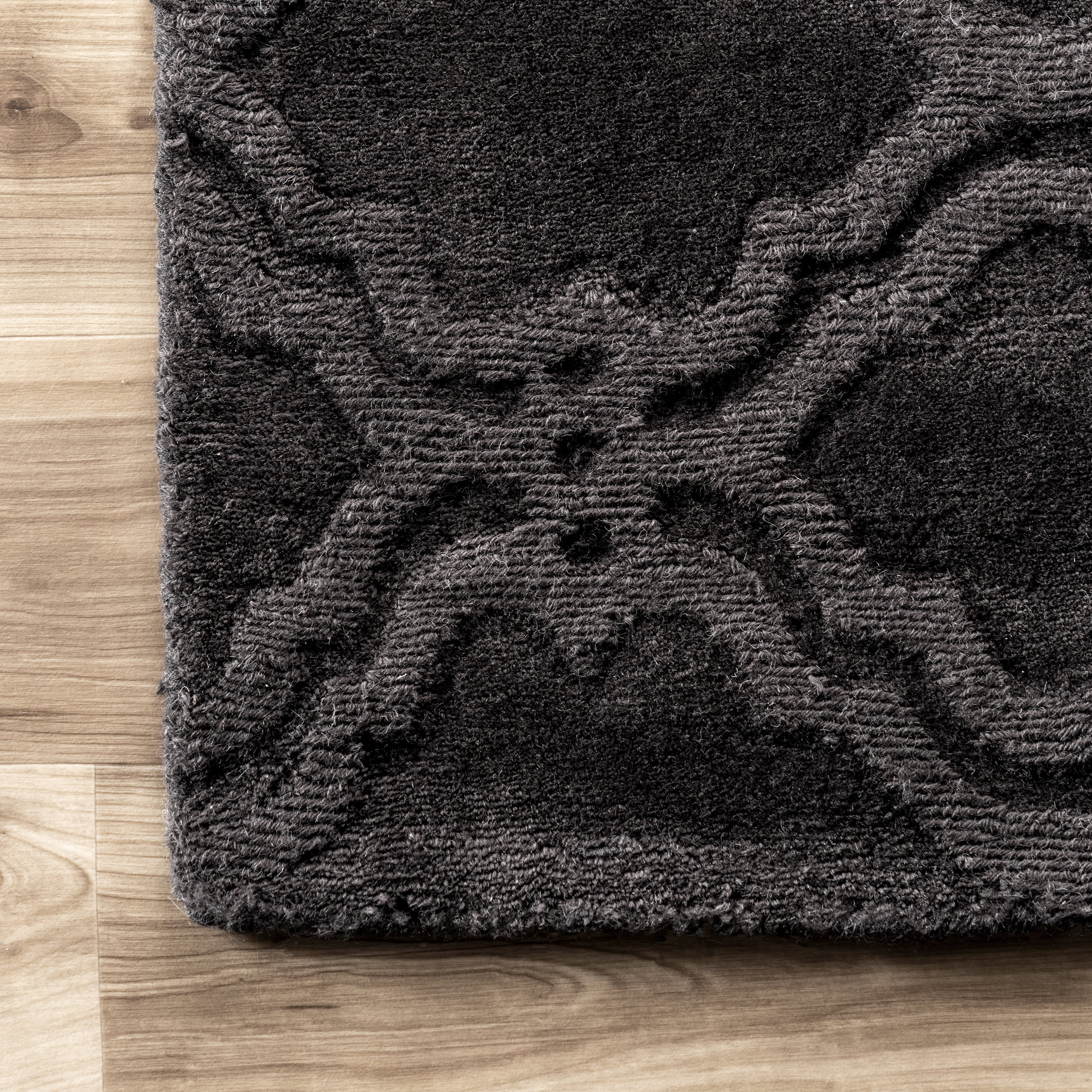 Double Carved Trellis Rug | Charcoal - Image 3