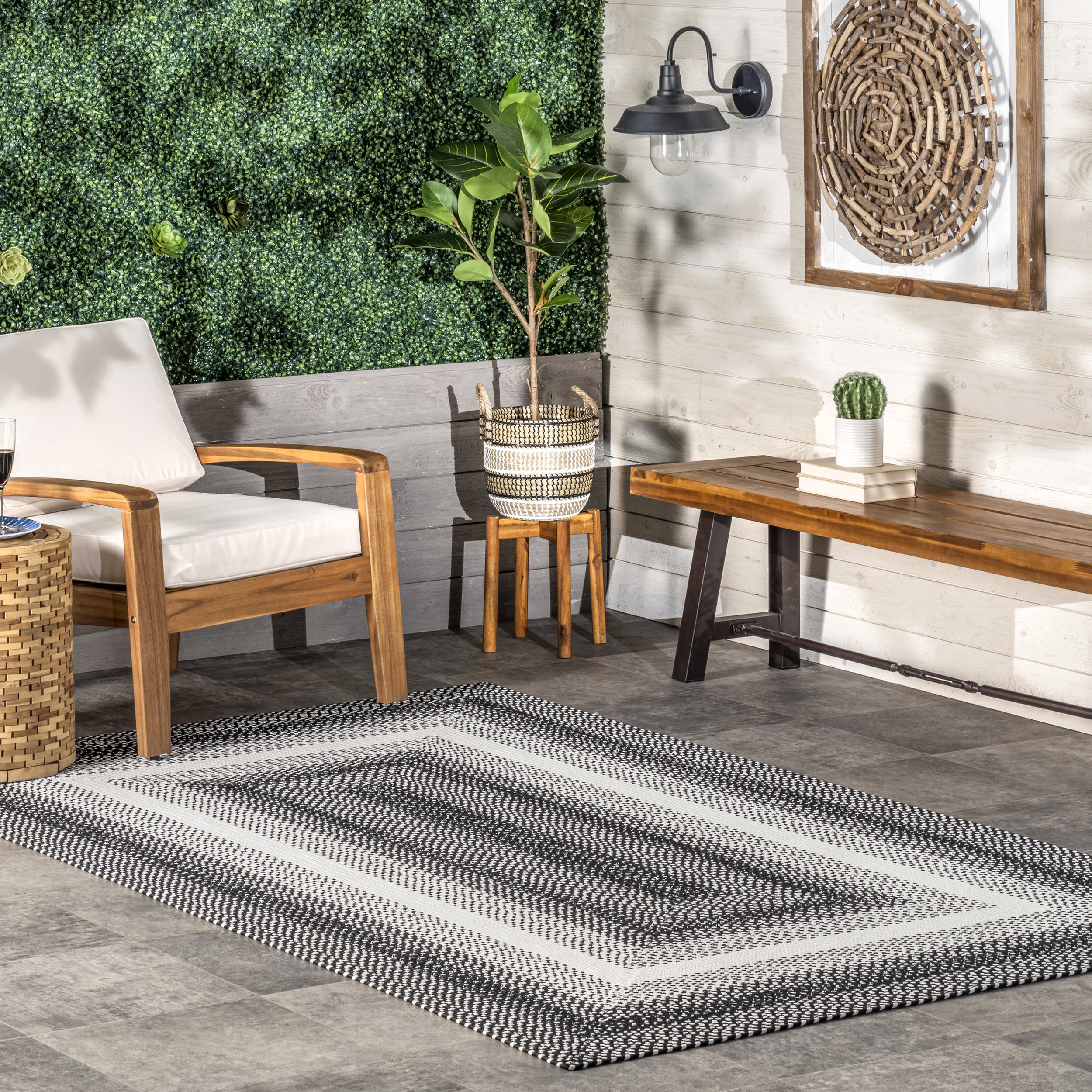 Emery Ombre Indoor/Outdoor Rug | Black - Image 2