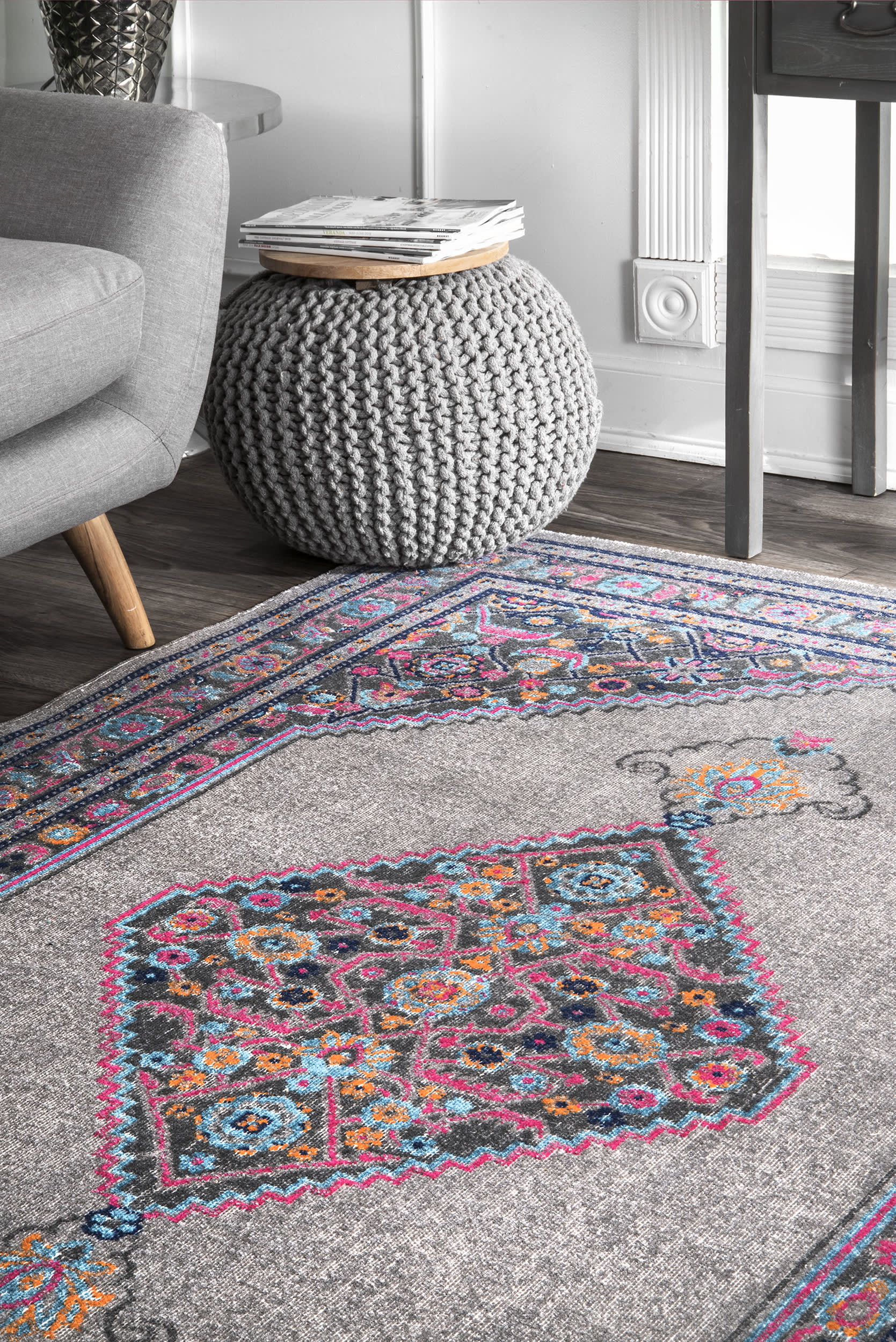 Eternal Palmette Knot Medallion Rug | Grey - Image 5