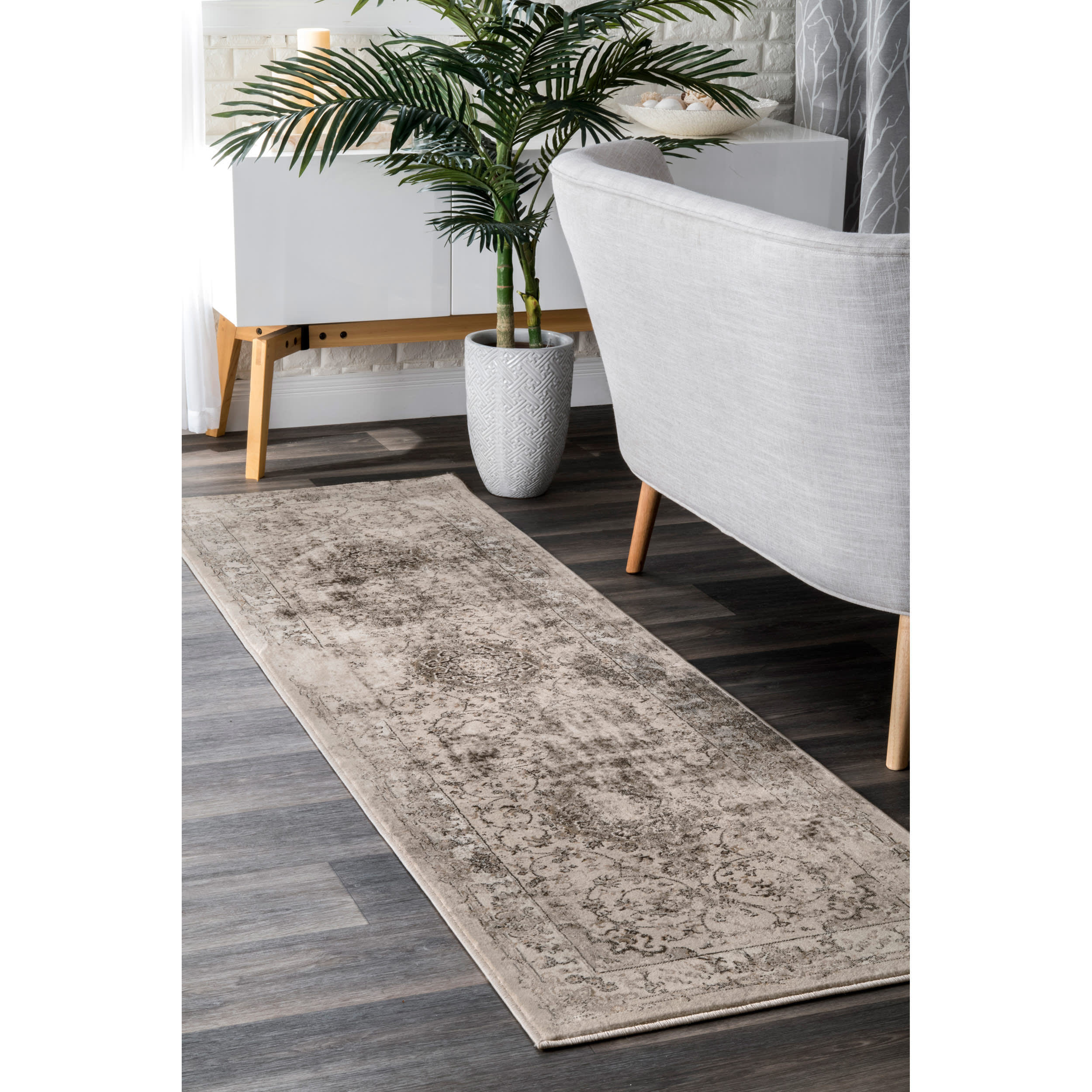 Faded Crowned Rosette Rug | Ivory - Image 2
