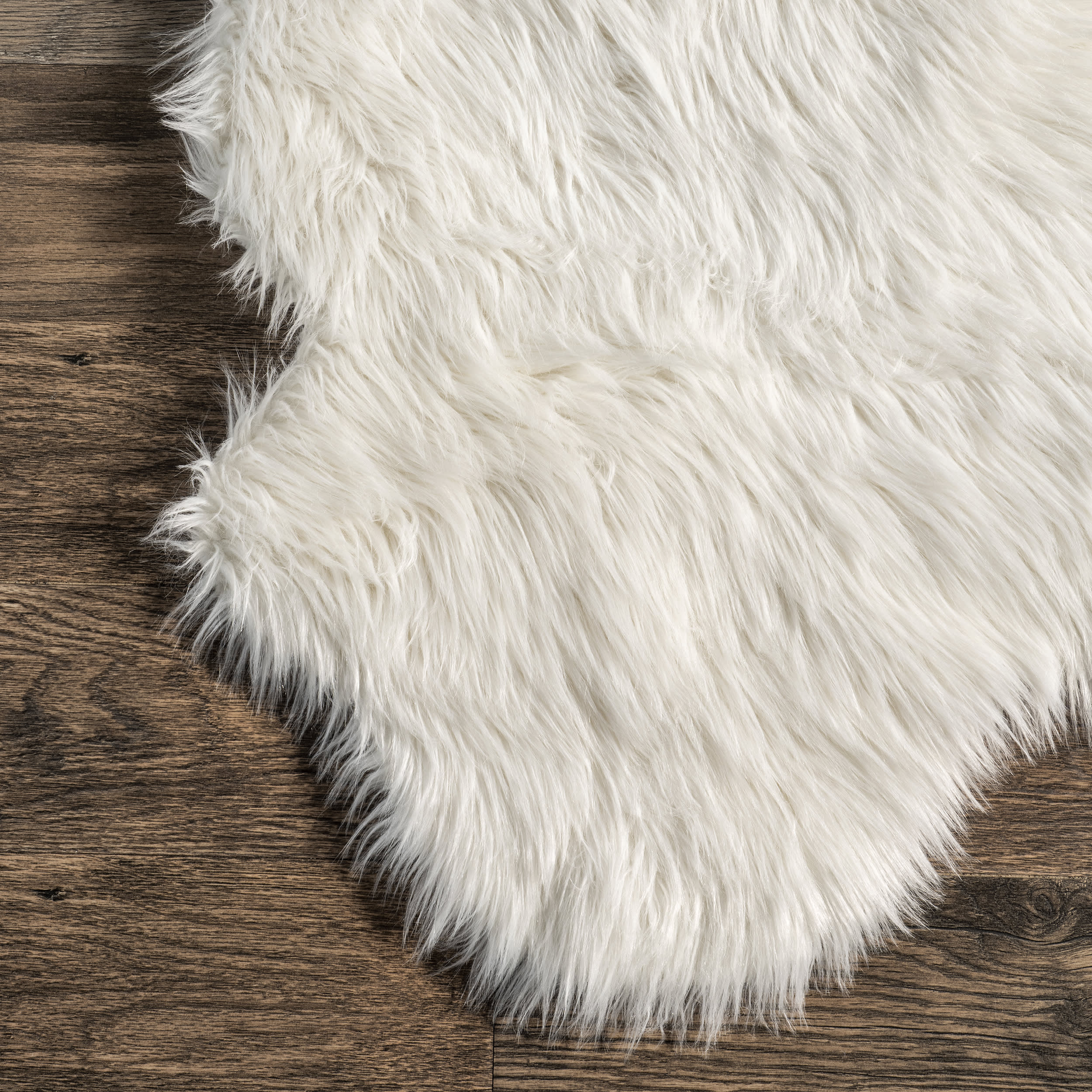 Faux Sheepskin Shag Rug | White - Image 3