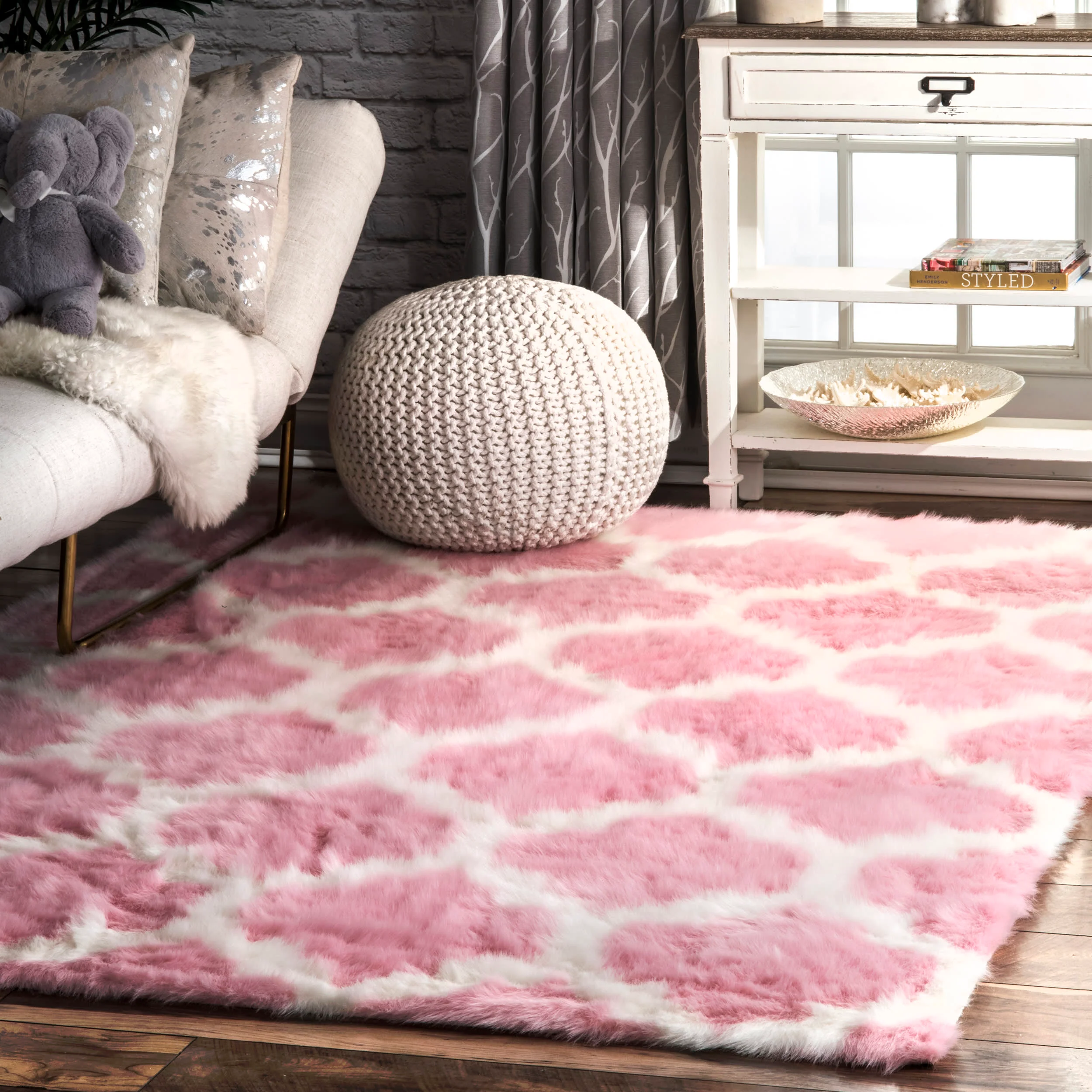 Faux Sheepskin Trellis Rug | Pink - Image 2