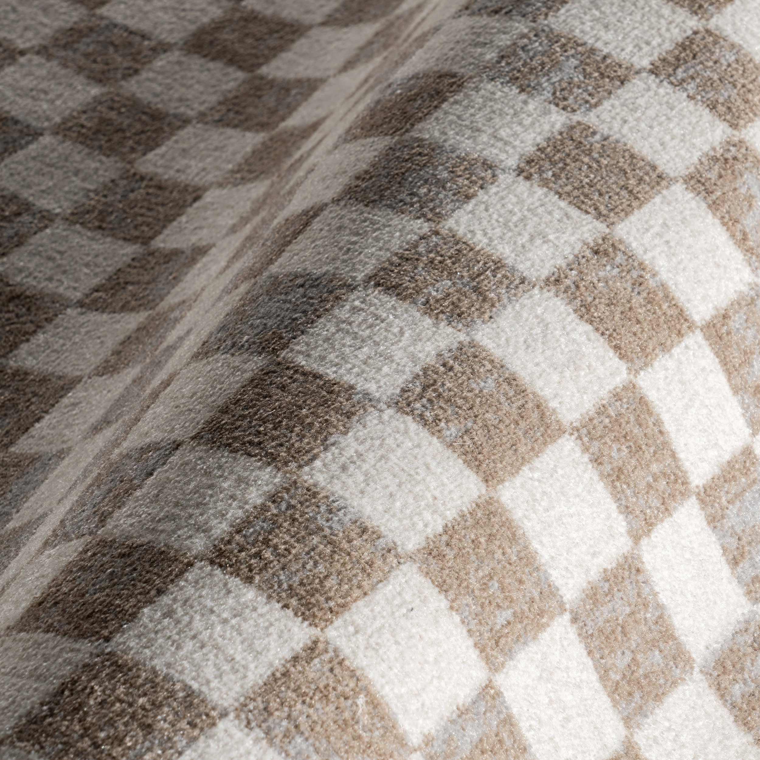 Finley Retro Checkered Washable Rug | Beige - Image 3