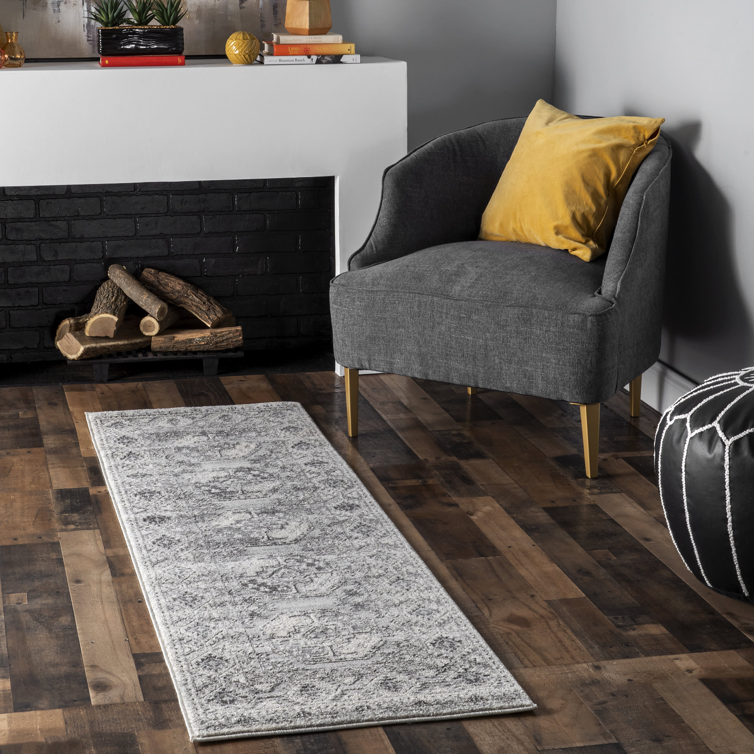 Gothic Vintage Rug | Grey - Image 2
