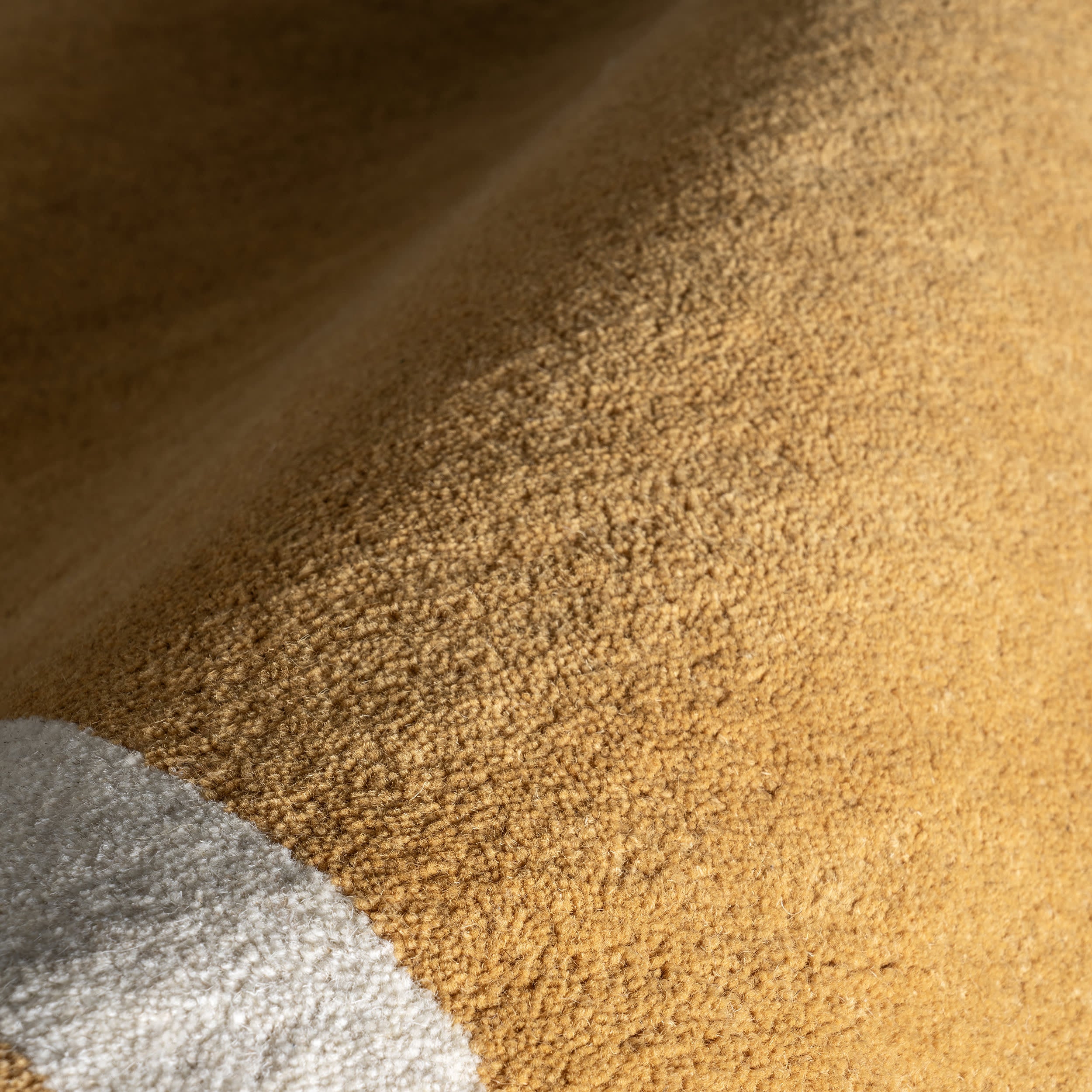 Grace Bordered Wool Rug | Golden Yellow - Image 3