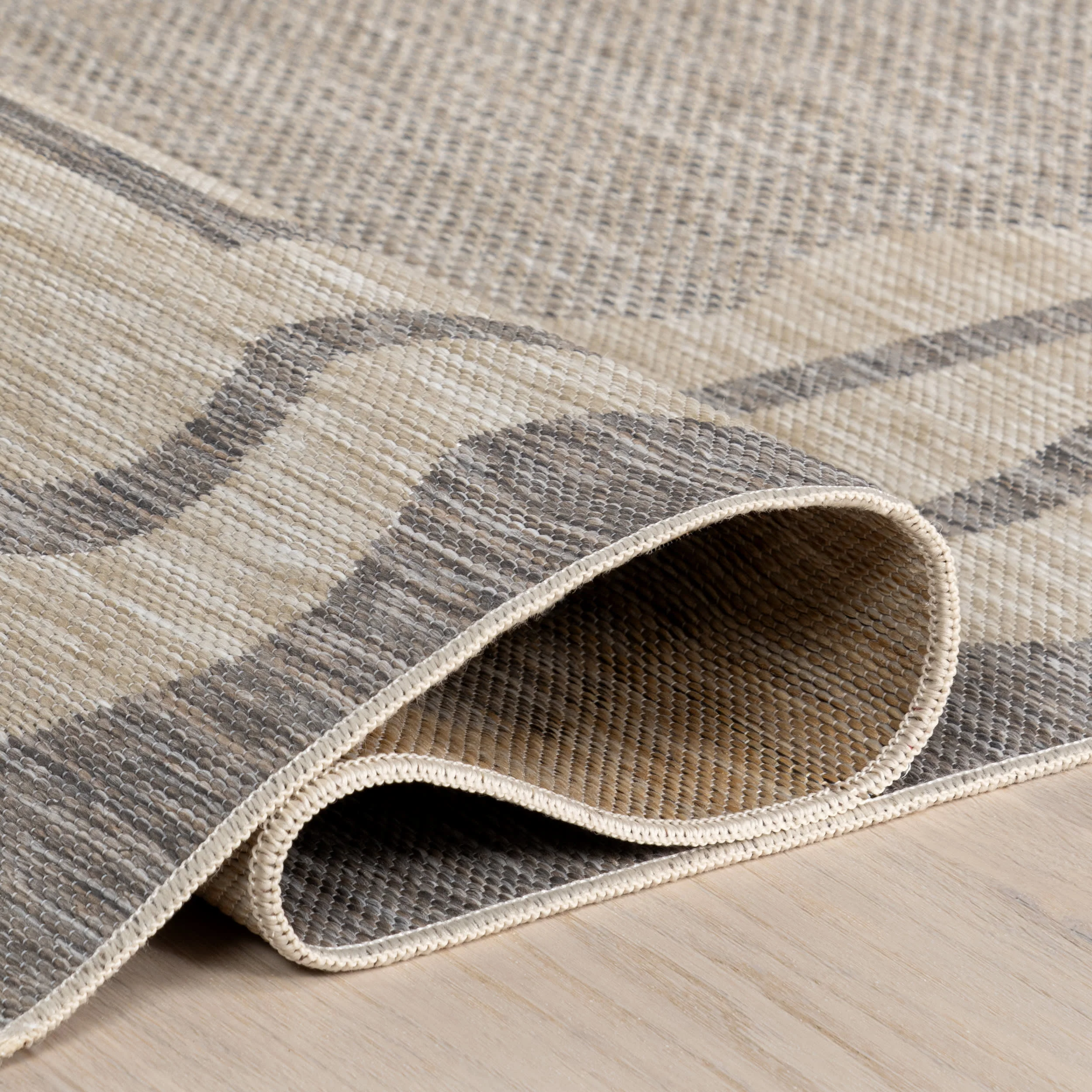 Haisley Wavey Bordered Indoor/Outdoor Rug | Light Grey - Image 10