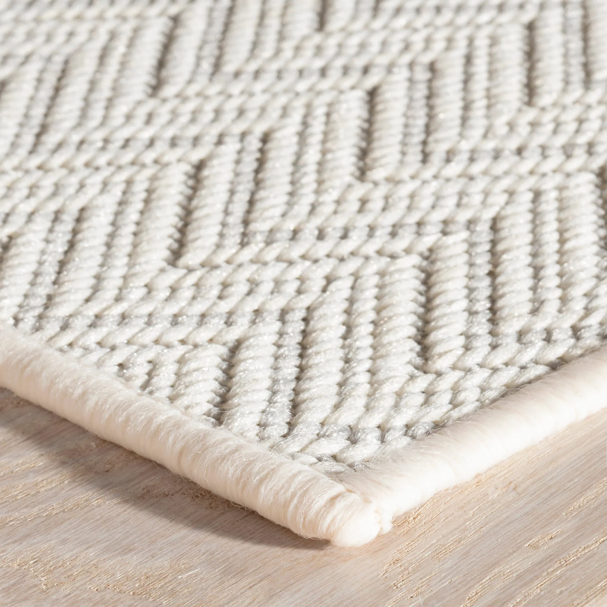 Happy Chevron Woven Indoor/Outdoor Custom Rug | Platinum - Image 4