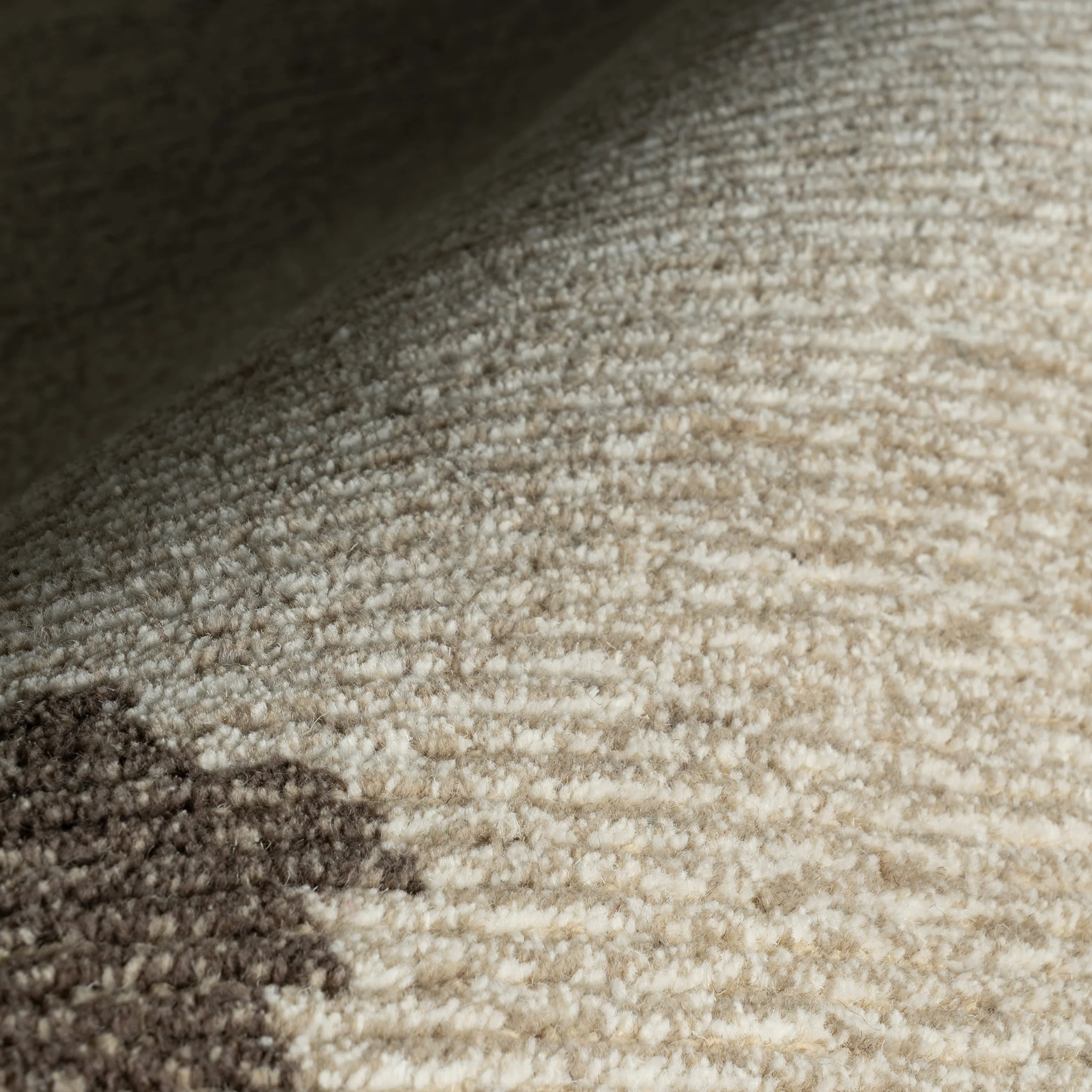 Hazella Modern Bordered Rug | Brown - Image 3