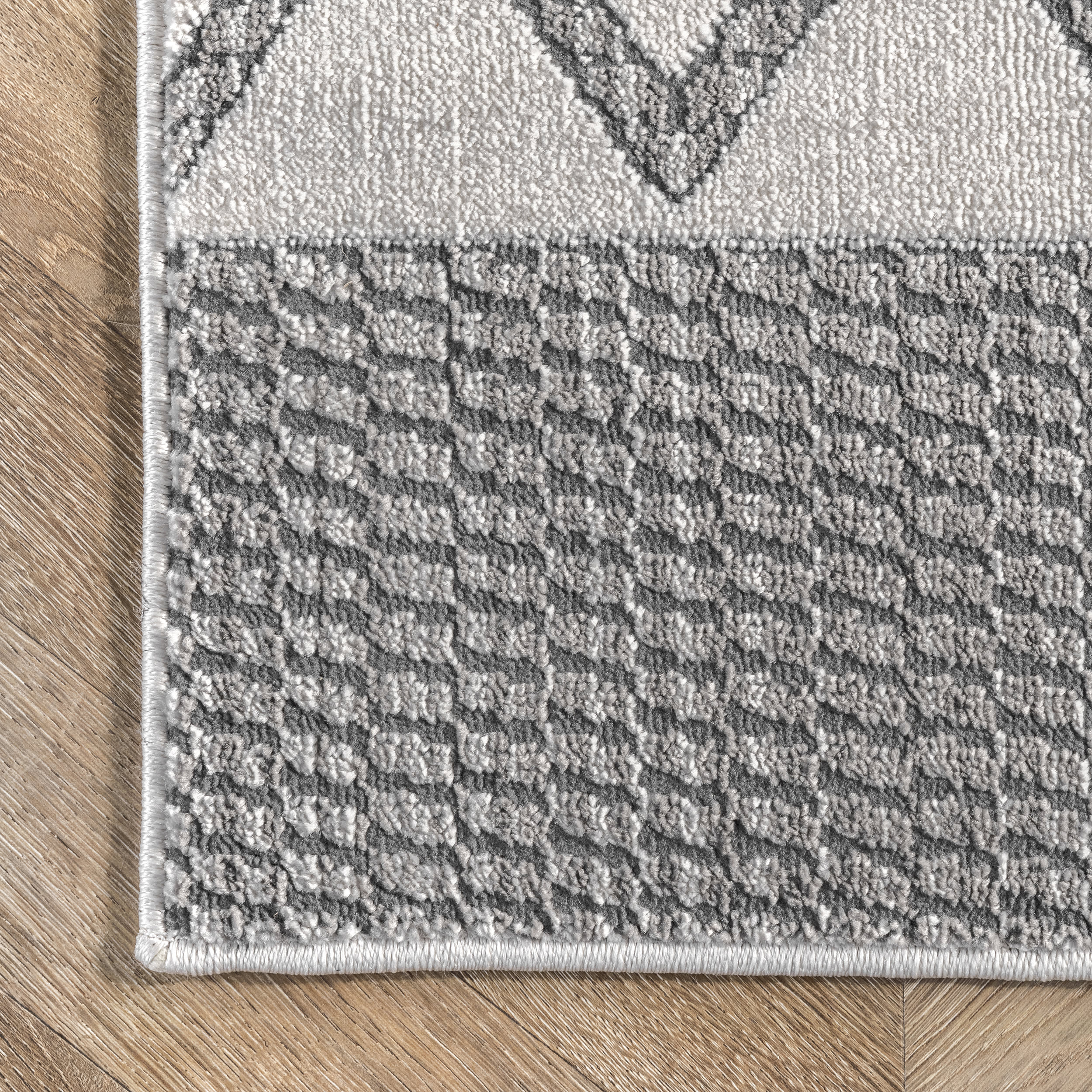 Heidi Chevron Geometric Rug | Light Grey - Image 3